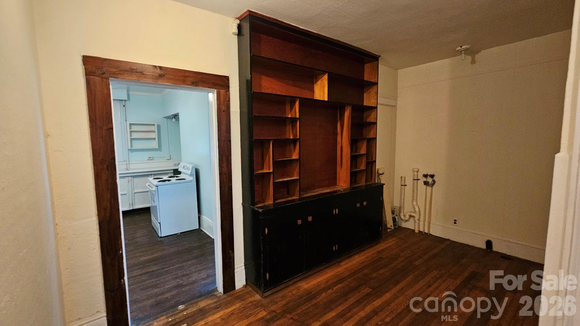 Apartment at 181 Merrimon Avenue, Asheville, photo 31 of 38