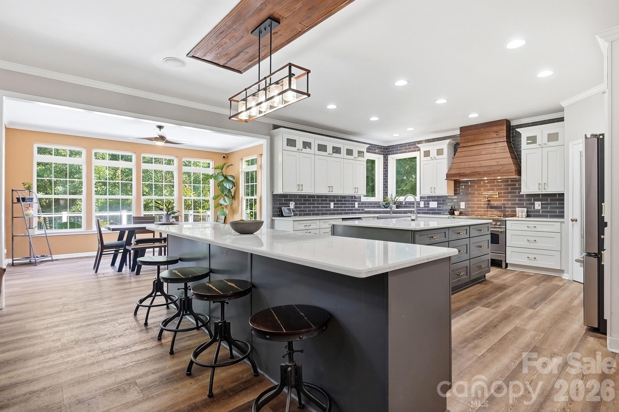 Single Family Residence at 638 Reliance Court, Tega Cay, photo 11 of 40