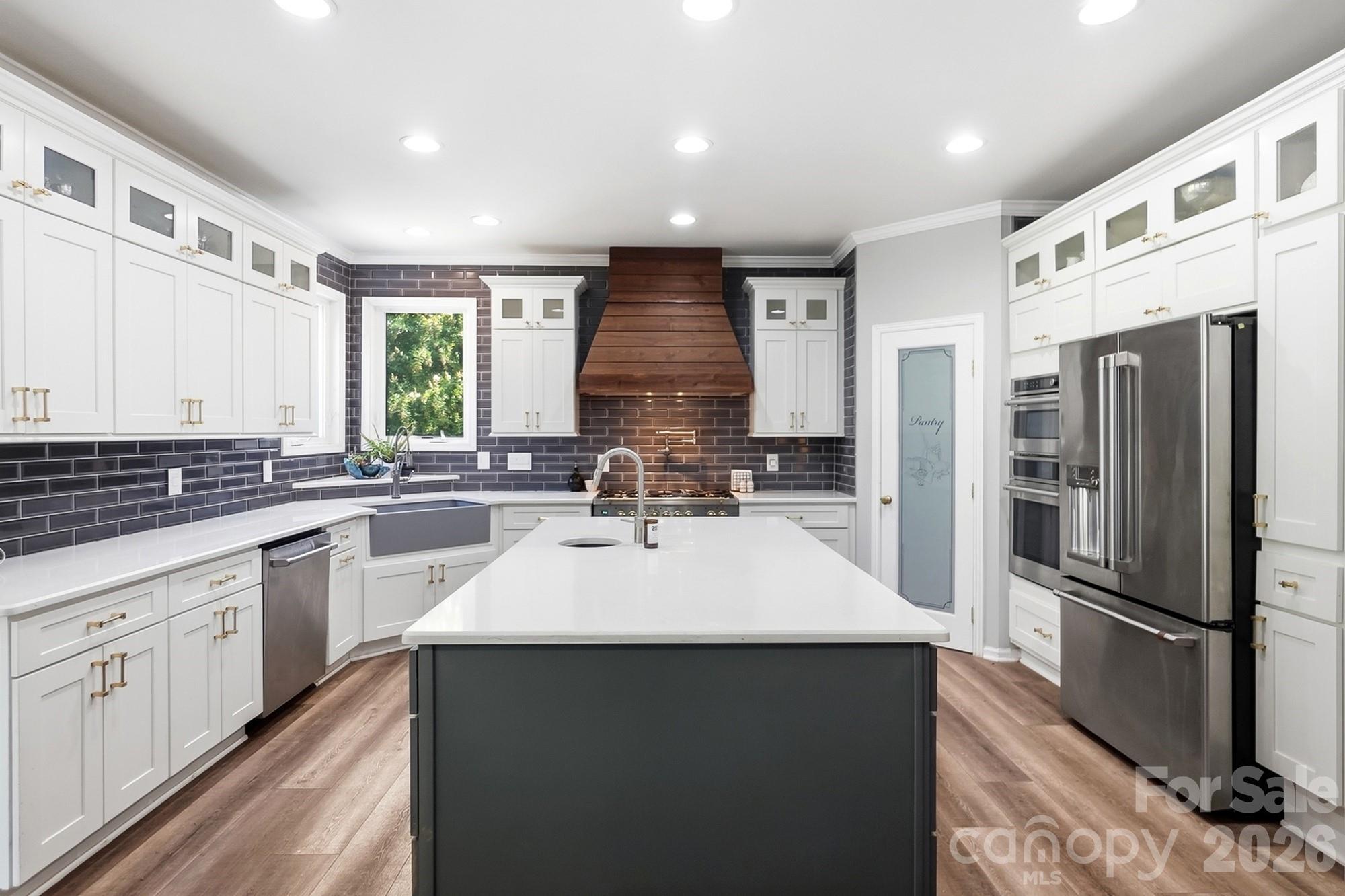 Single Family Residence at 638 Reliance Court, Tega Cay, photo 12 of 40