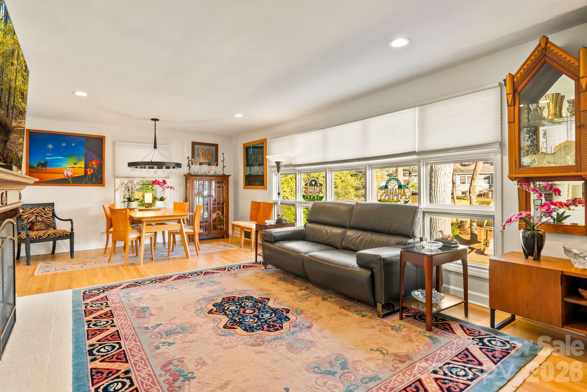 Single Family Residence at 2 Bevlyn Drive, Asheville, photo 13 of 93