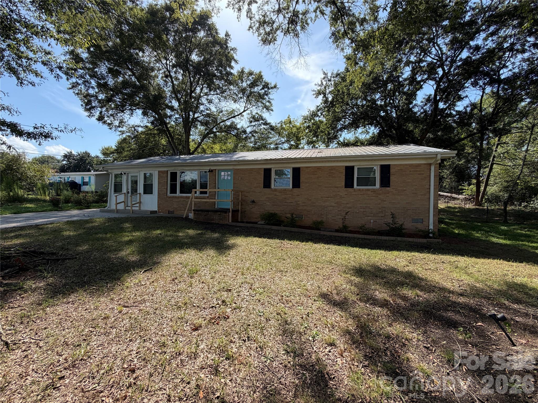 Single Family Residence at 3117 Yates Road, Shelby, photo 2 of 27