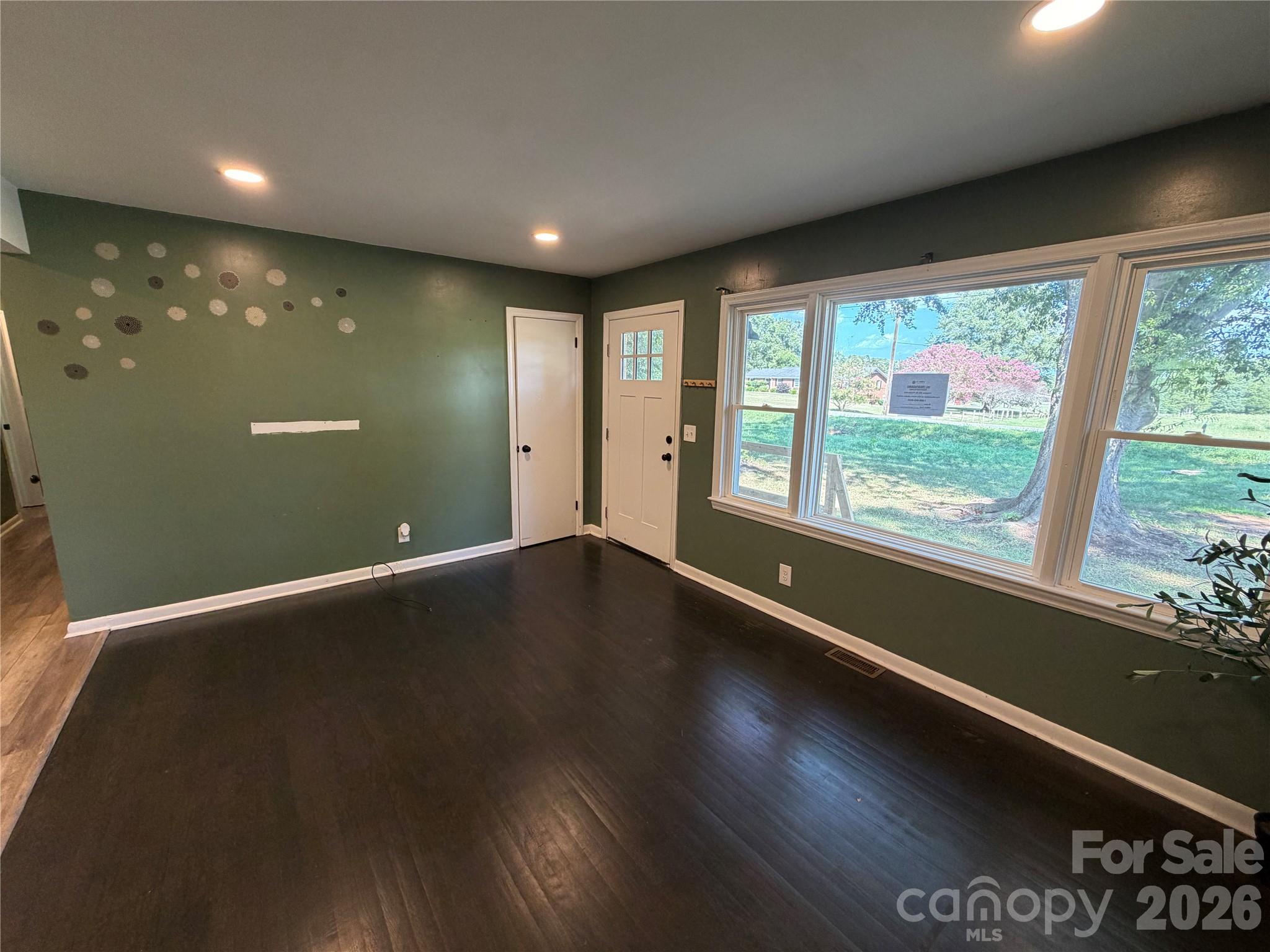 Single Family Residence at 3117 Yates Road, Shelby, photo 6 of 27