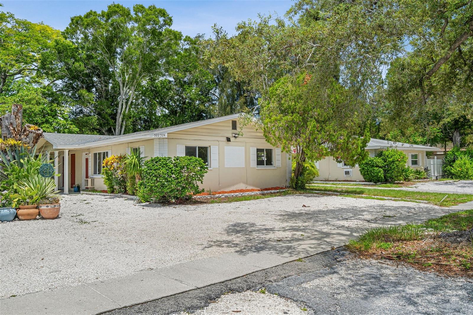522 FLORIDA AVE