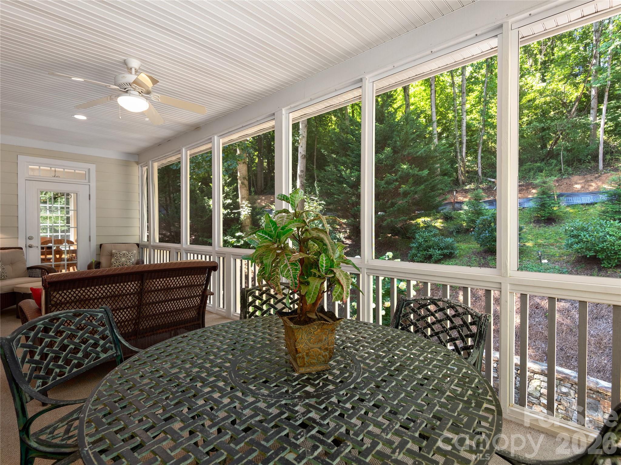 Screened Porch - 314 Summerset Drive, Clyde