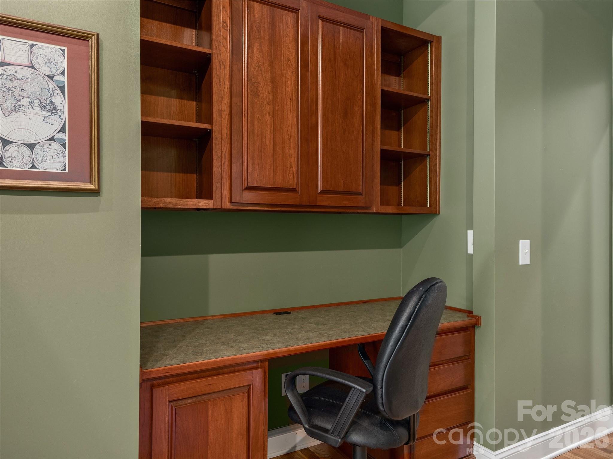 Office/Den - 314 Summerset Drive, Clyde