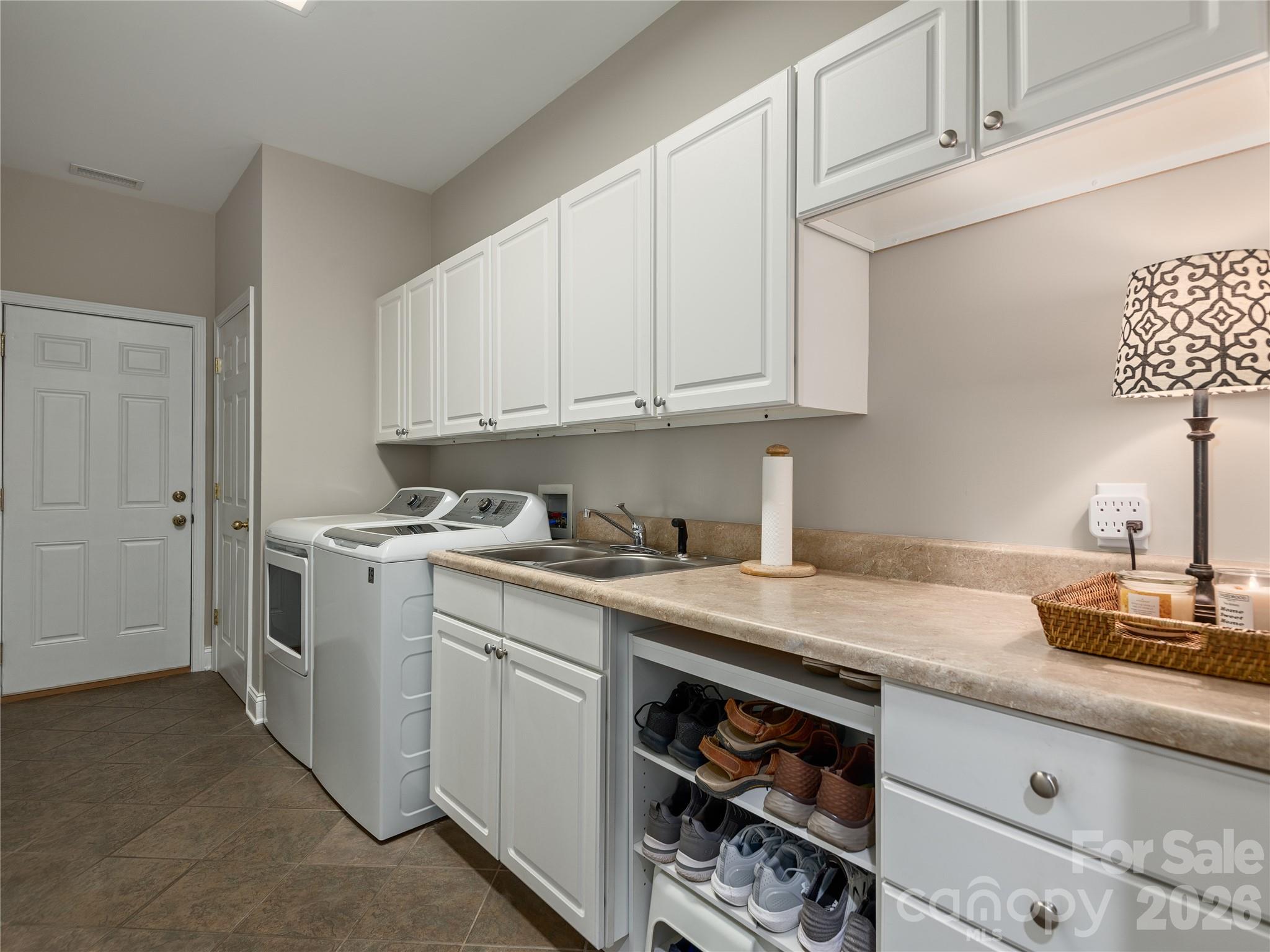 Laundry/Mud Room - 314 Summerset Drive, Clyde