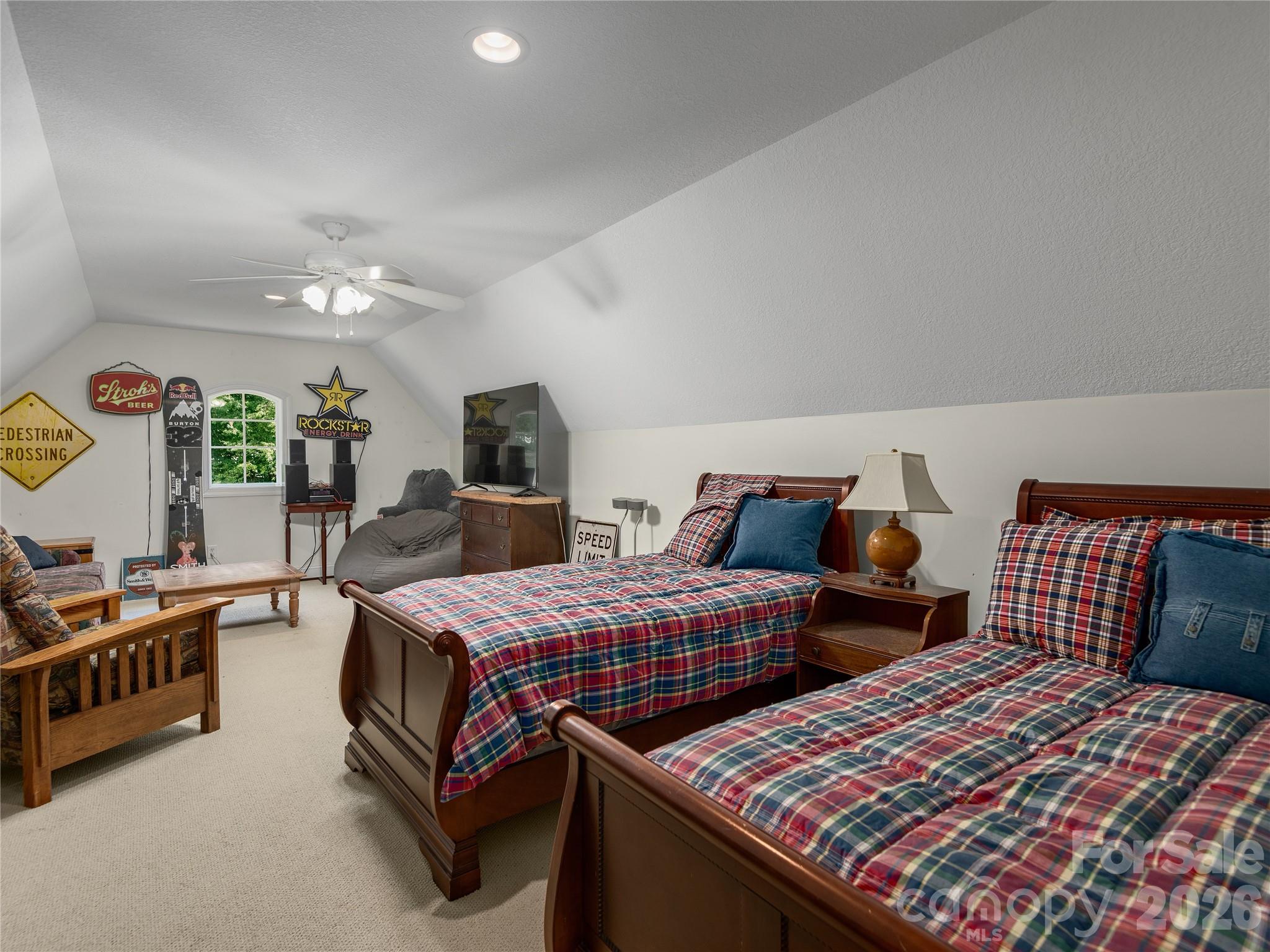 Bonus Room Above Garage - 314 Summerset Drive, Clyde