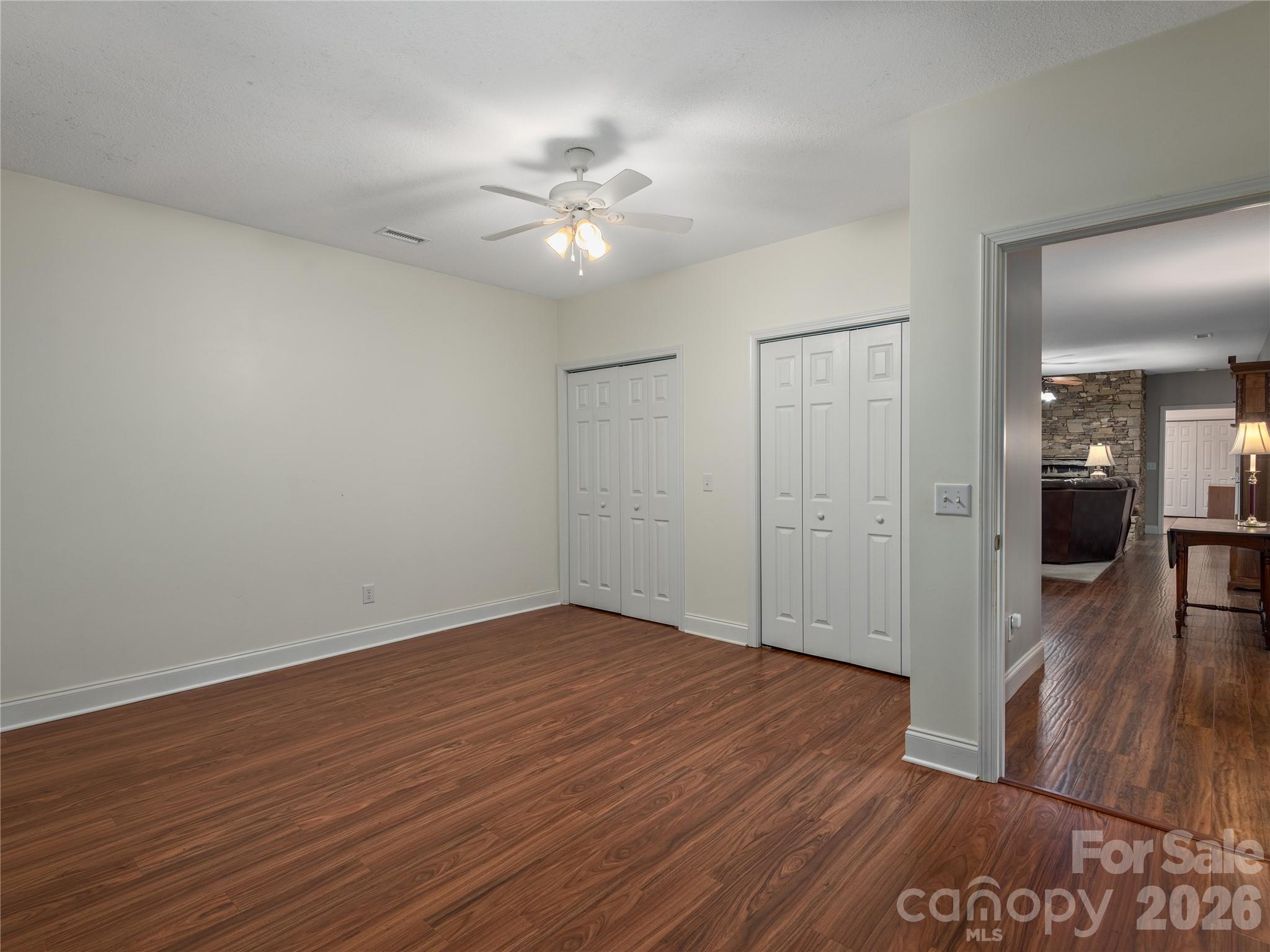 Single Family Residence at 314 Summerset Drive, Clyde, photo 37 of 43