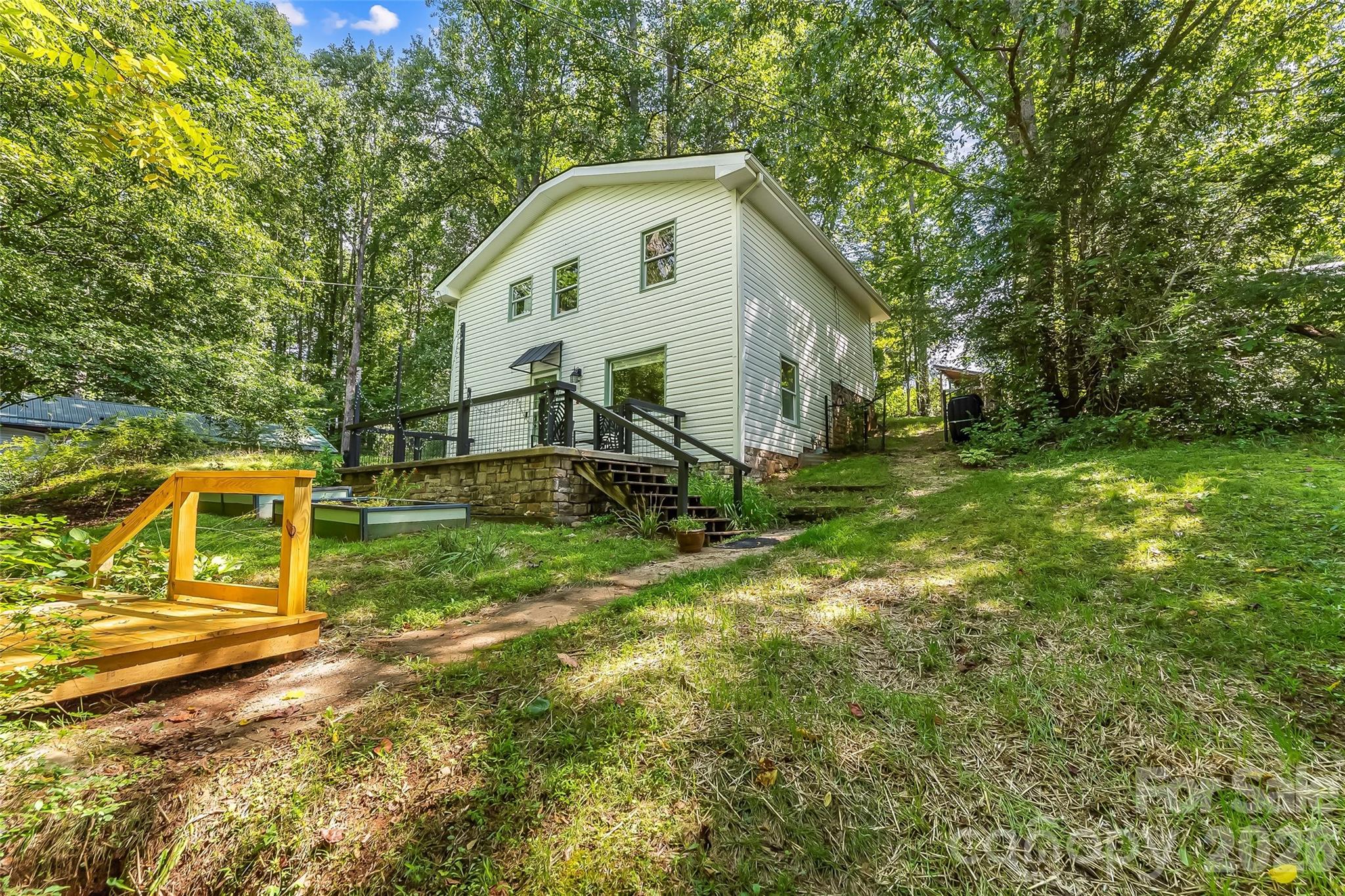 Single Family Residence at 141 Silversteen Drive, Brevard, photo 25 of 28