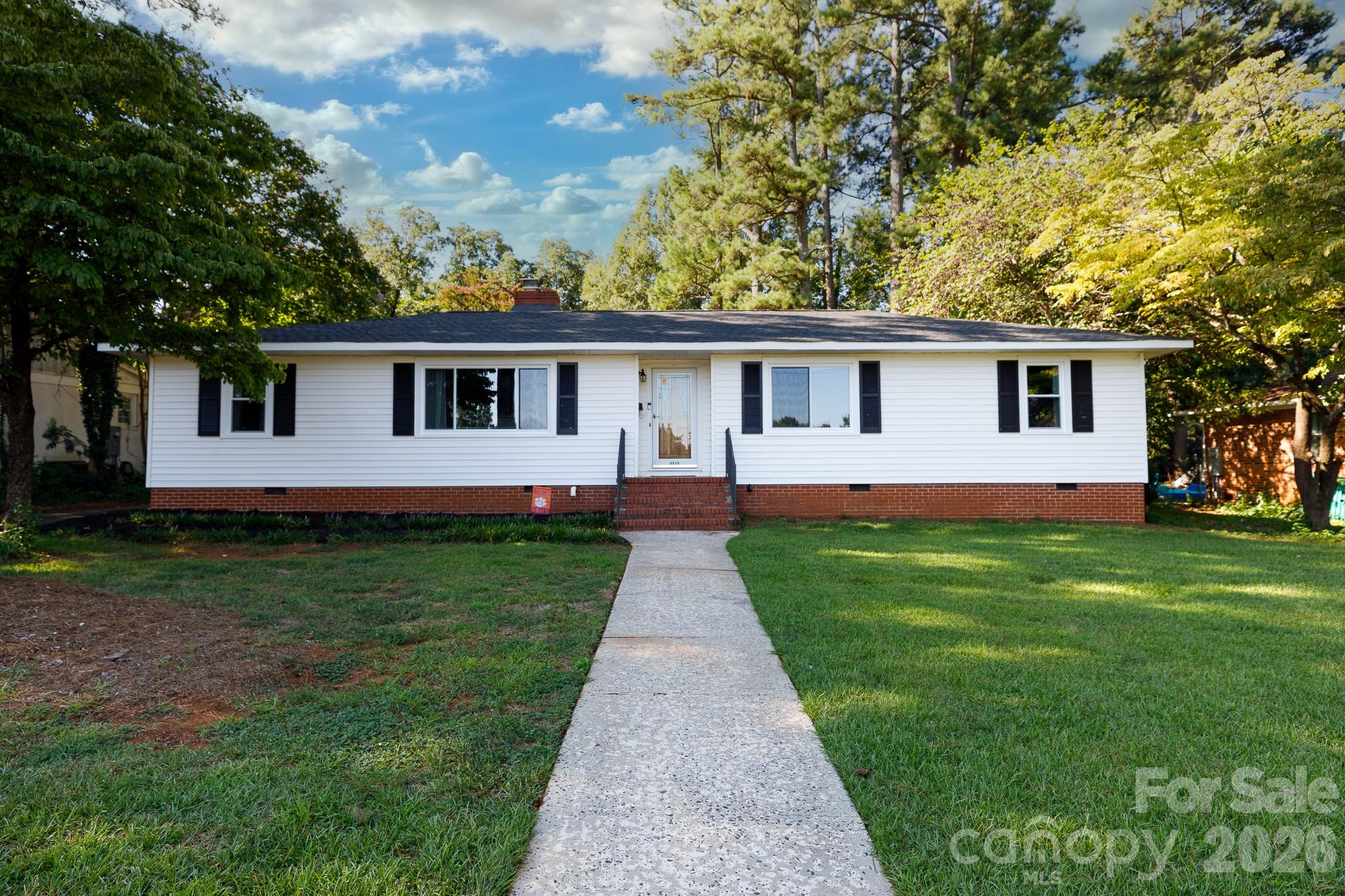 1131 Richmond Drive