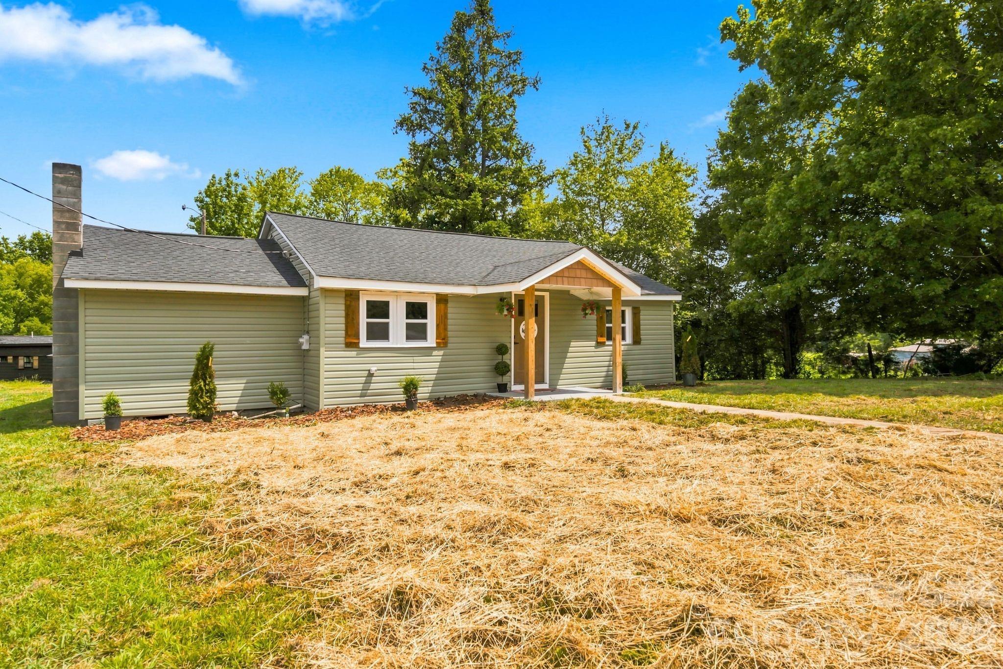 Single Family Residence at 1325 King Road, Salisbury, photo 6 of 29