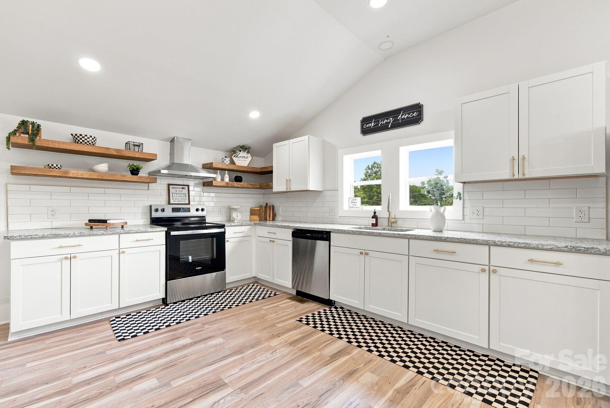 Single Family Residence at 1325 King Road, Salisbury, photo 5 of 29