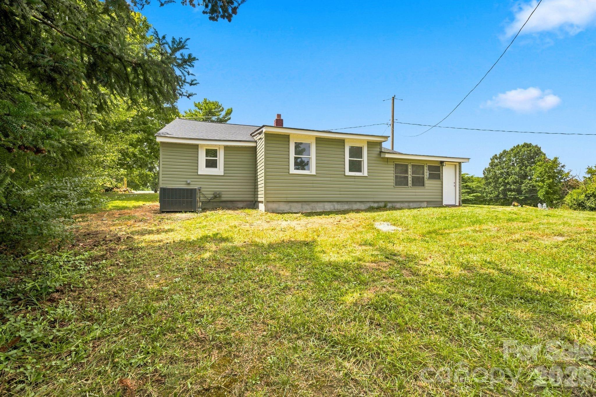 Single Family Residence at 1325 King Road, Salisbury, photo 24 of 29