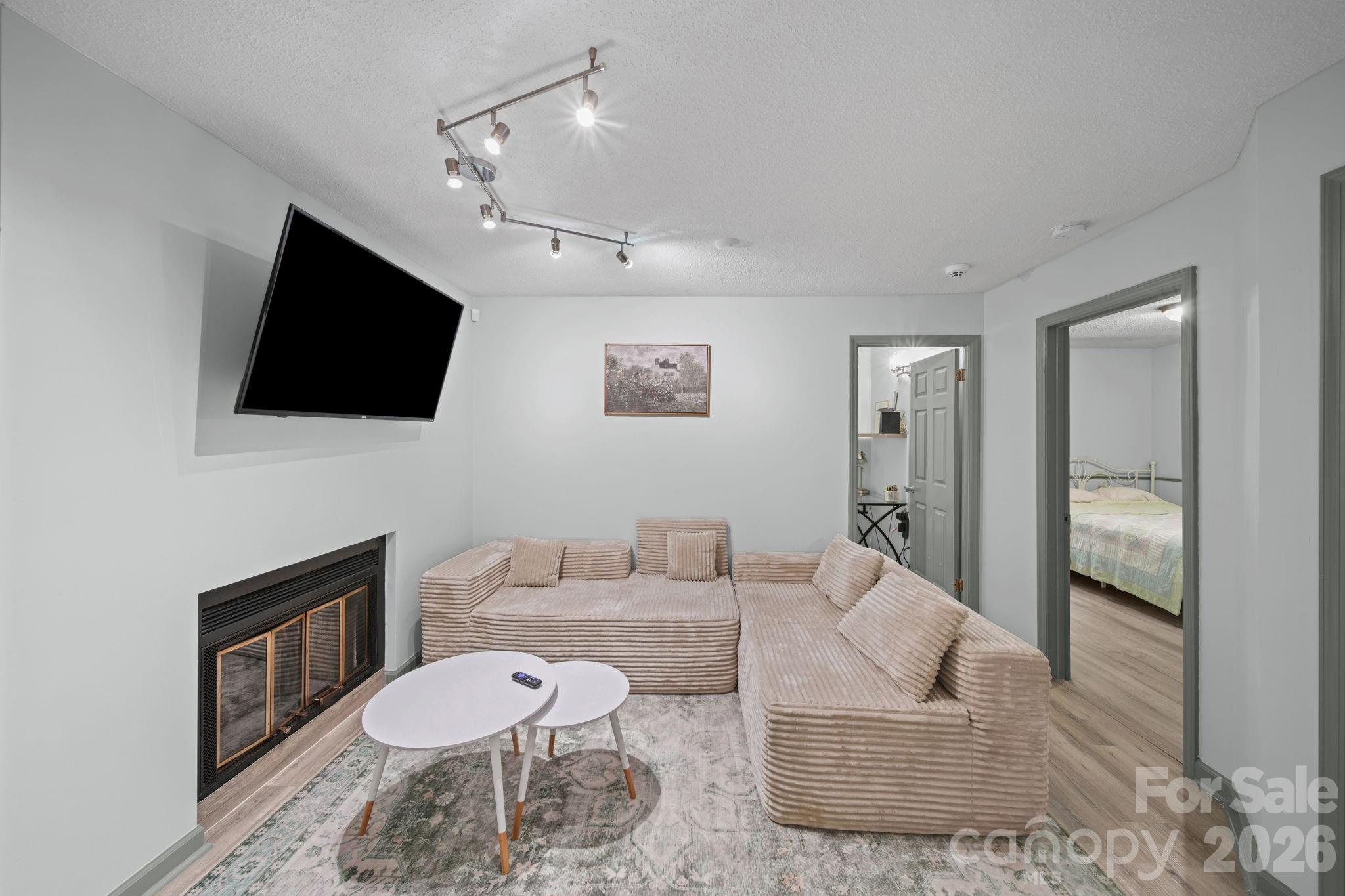 Living Room - 503 Gooseneck Drive, Cary