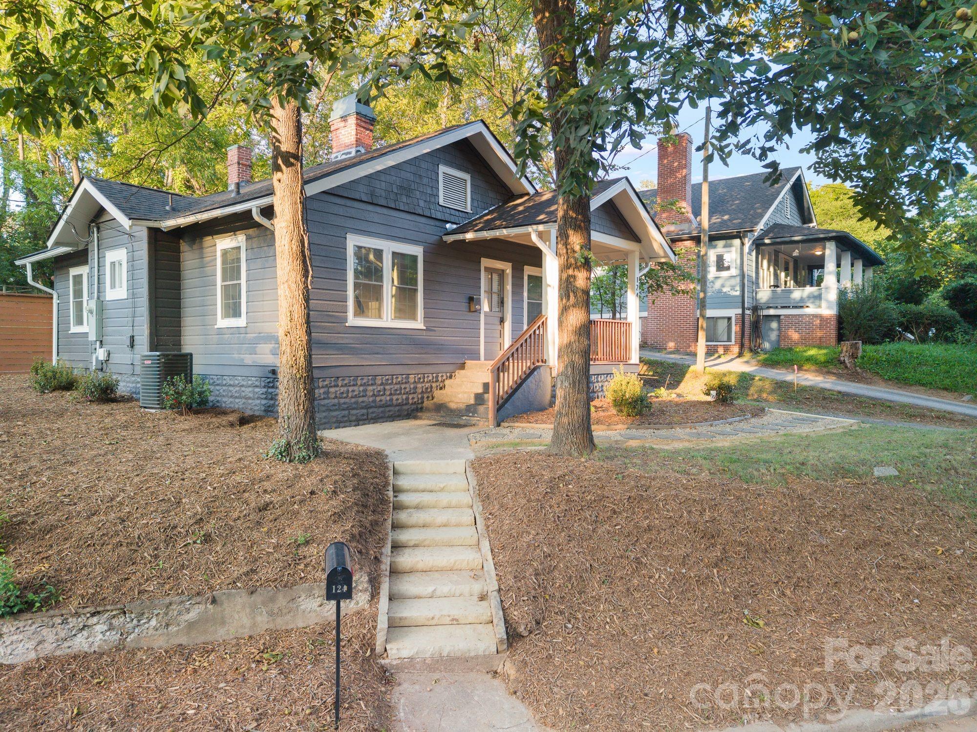 Single Family Residence at 124 State Street, Asheville, photo 3 of 28