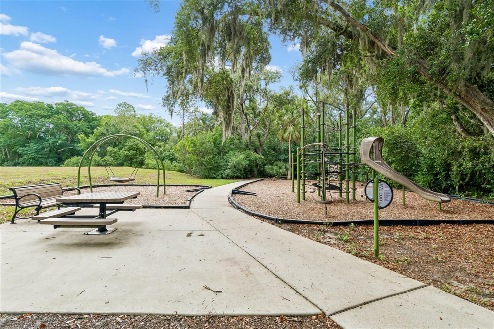 Single Family Residence at 6388 SPIDER LILY WAY, NEW PORT RICHEY, photo 39 of 49
