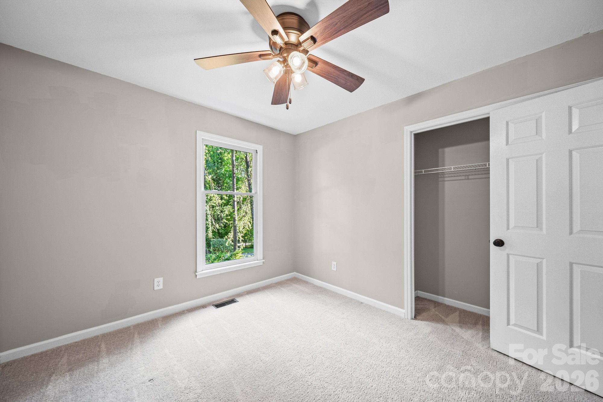 Single Family Residence at 821 Deer Path Place, Mooresville, photo 19 of 35