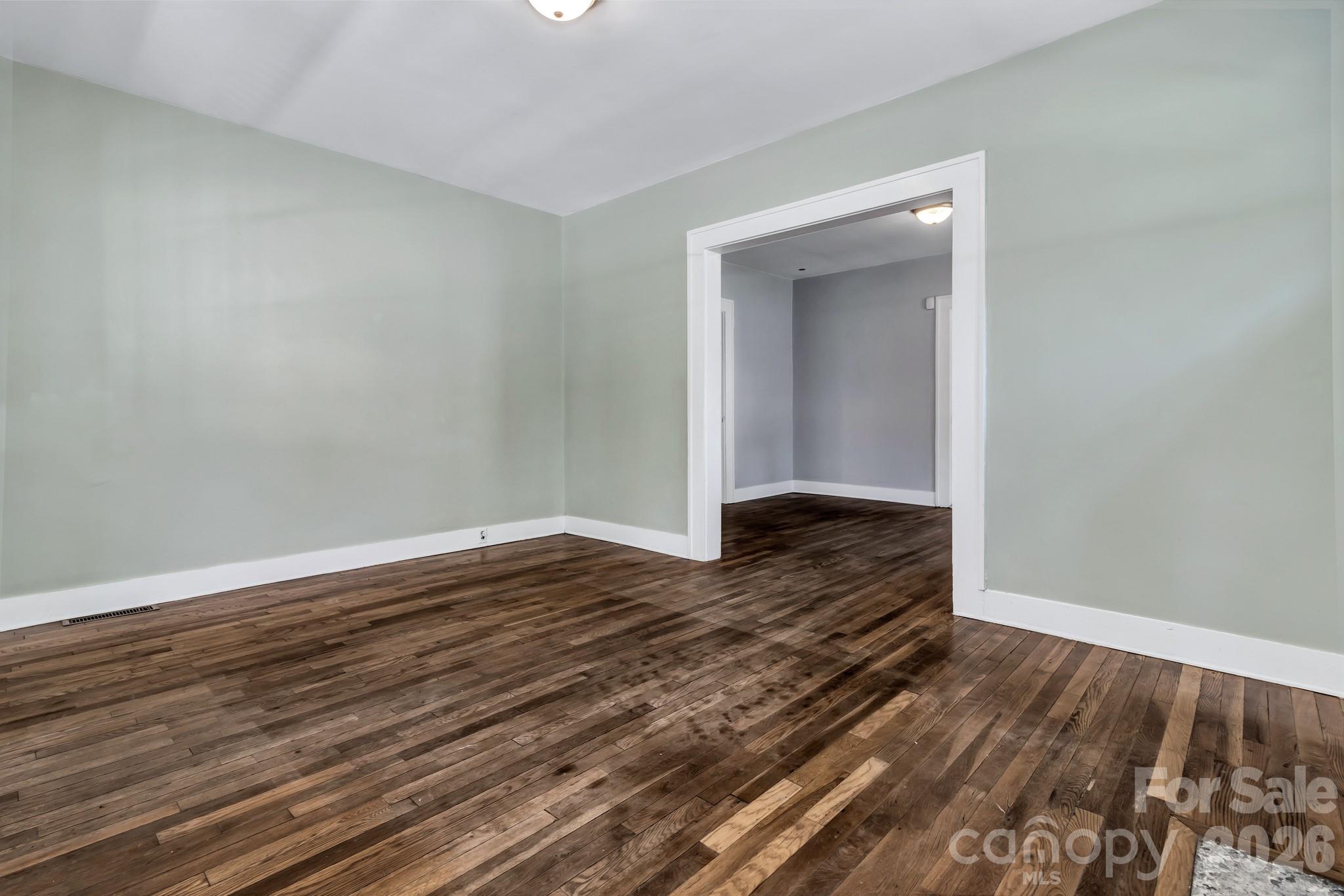 Single Family Residence at 88 Brooklyn Road, Asheville, photo 18 of 40