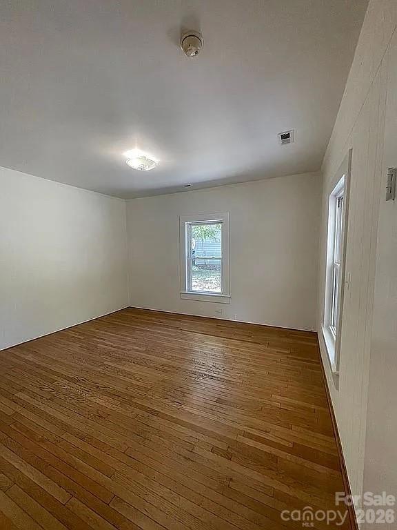Single Family Residence at 72 Spencer Avenue, Mooresville, photo 9 of 12
