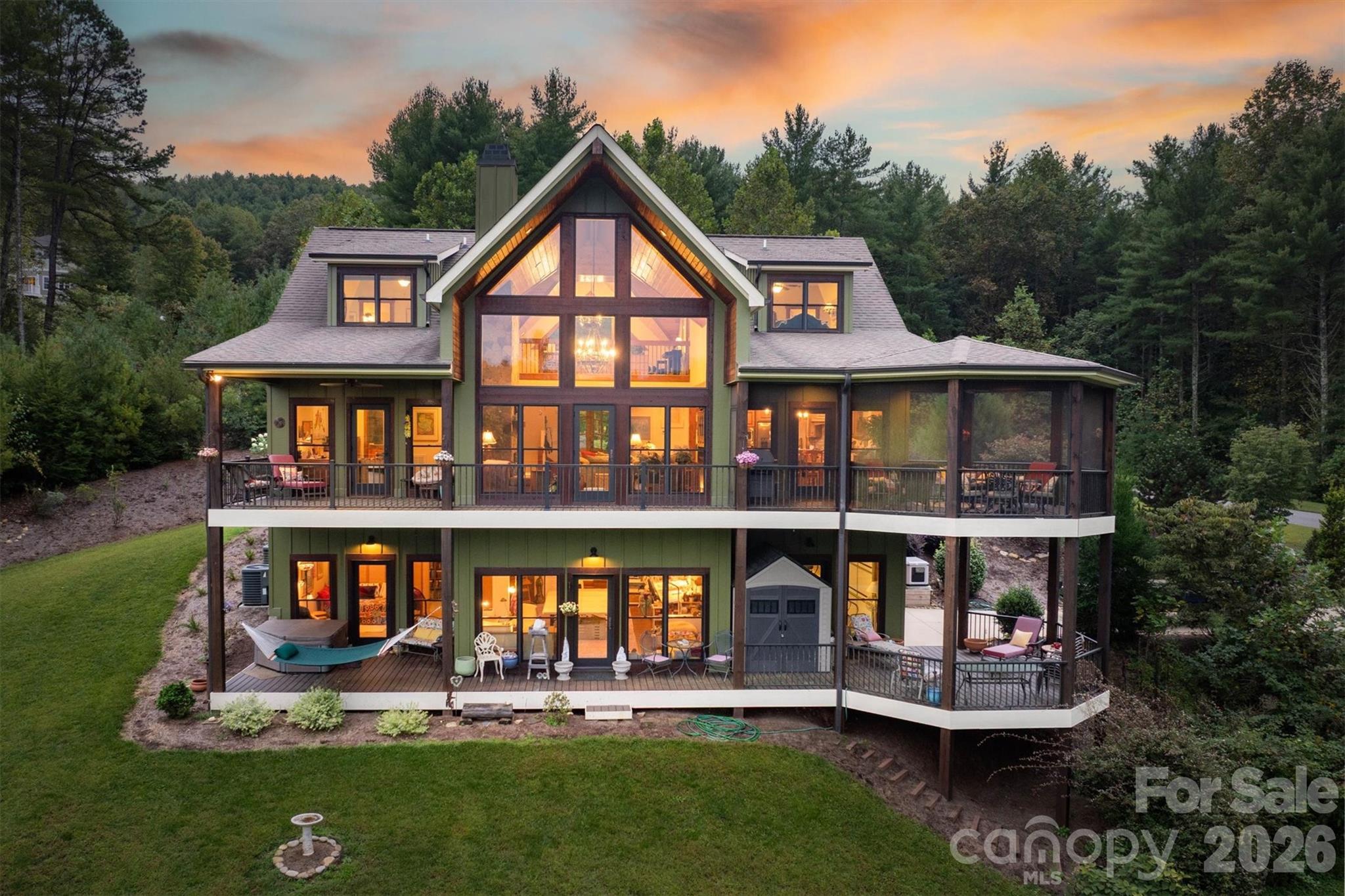 5378 Oak Crest Lane