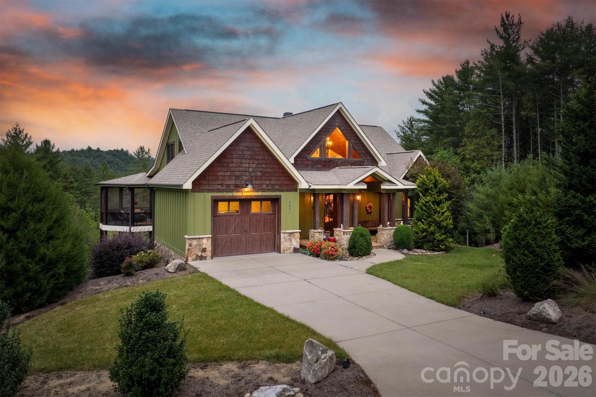 Single Family Residence at 5378 Oak Crest Lane, Lenoir, photo 2 of 94