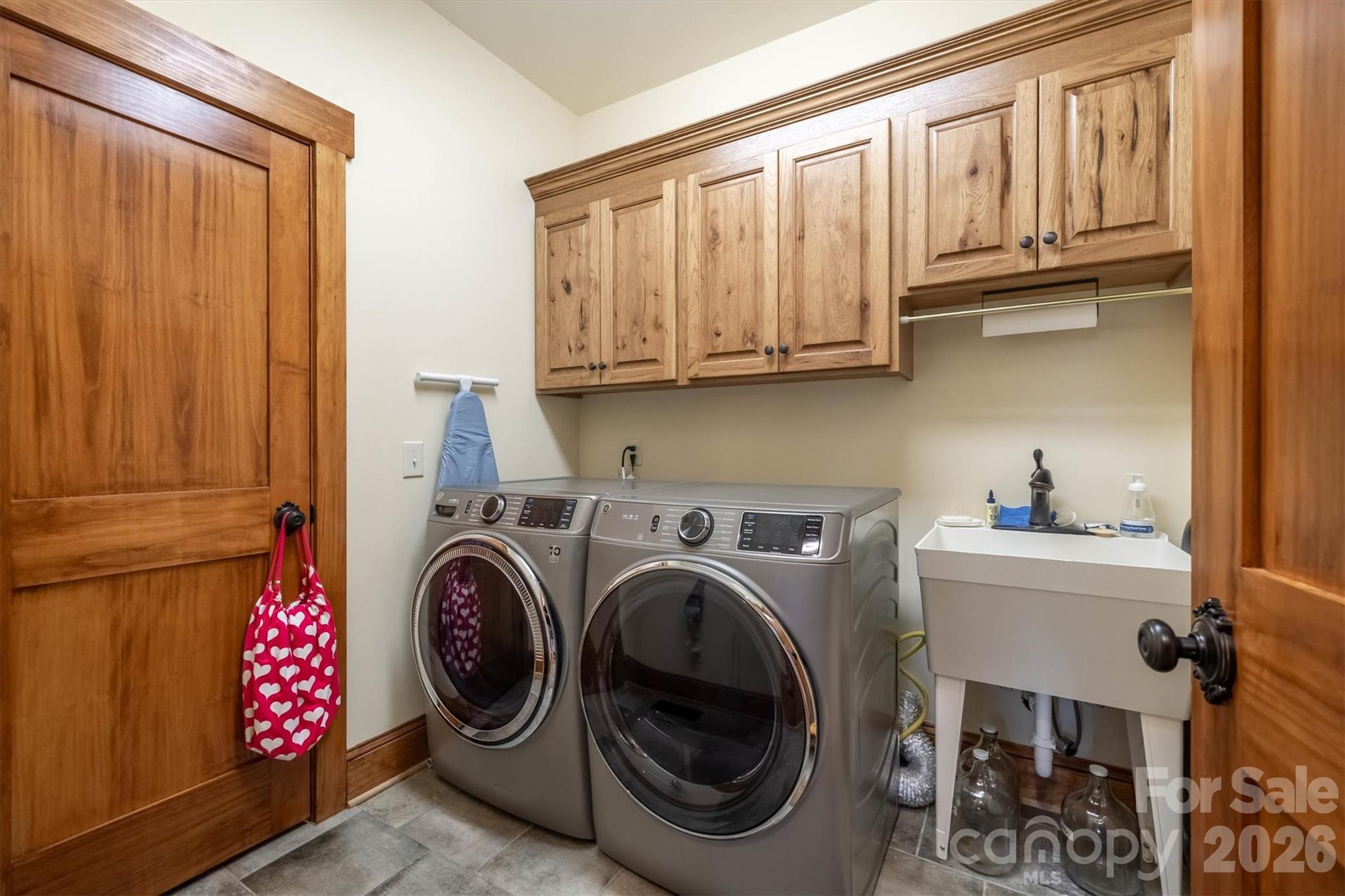 Single Family Residence at 5378 Oak Crest Lane, Lenoir, photo 52 of 94