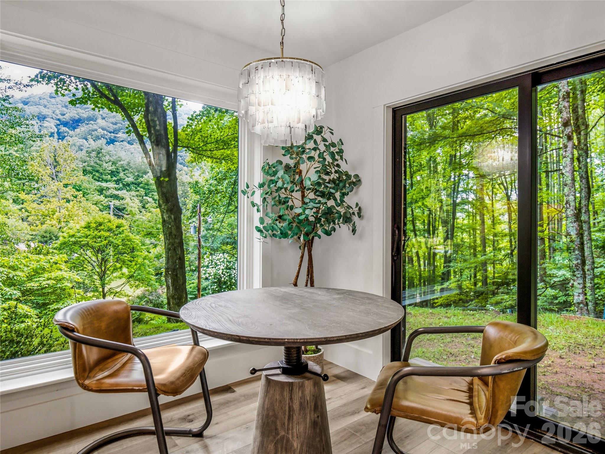 Breakfast nook or dining area. - 81 Summer Trees Lane, Burnsville