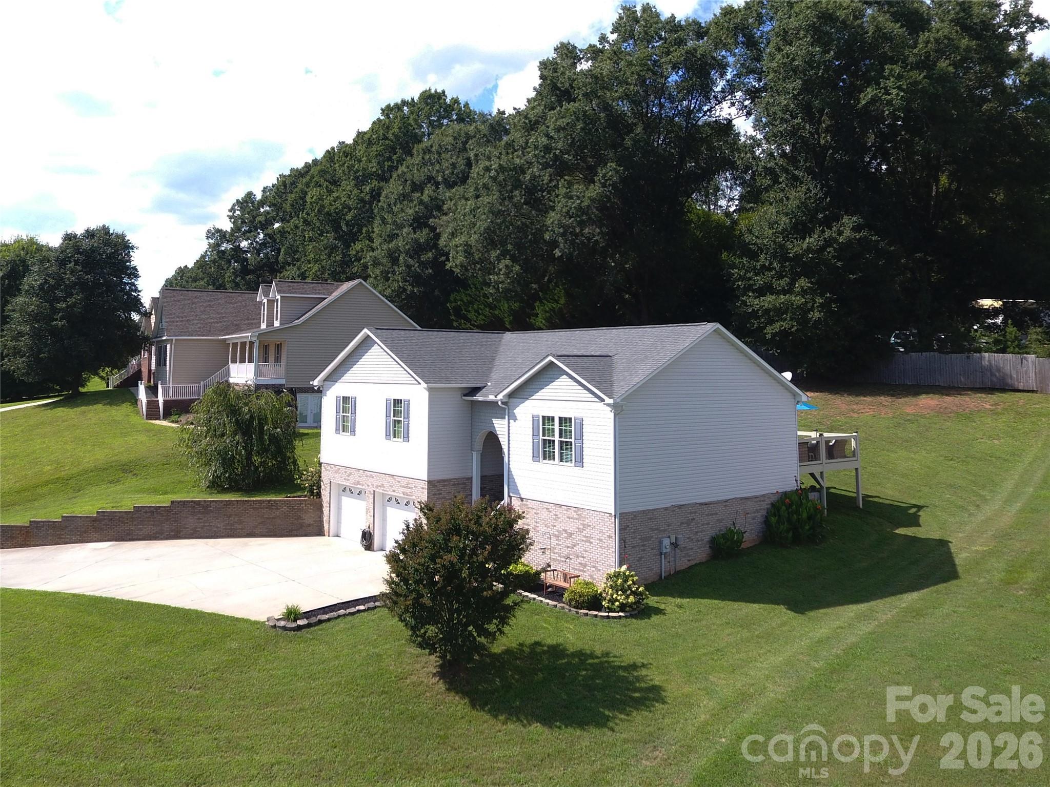 Single Family Residence at 2135 Olde Farm Road SE, Hudson, photo 3 of 44