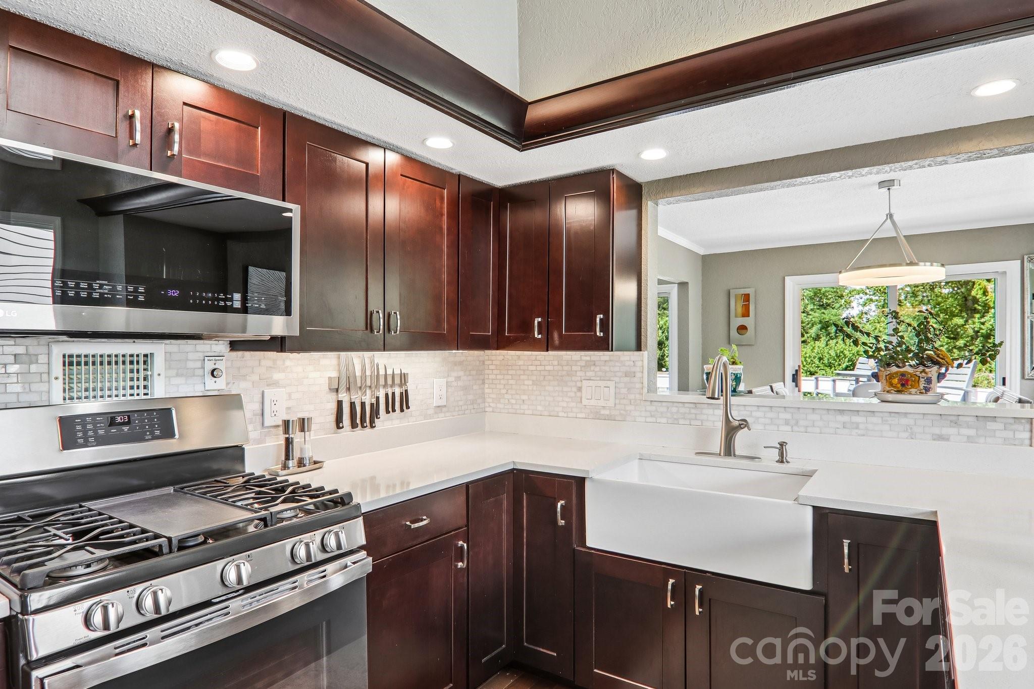 Condominium at 146 Overlook Drive, Flat Rock, photo 16 of 38