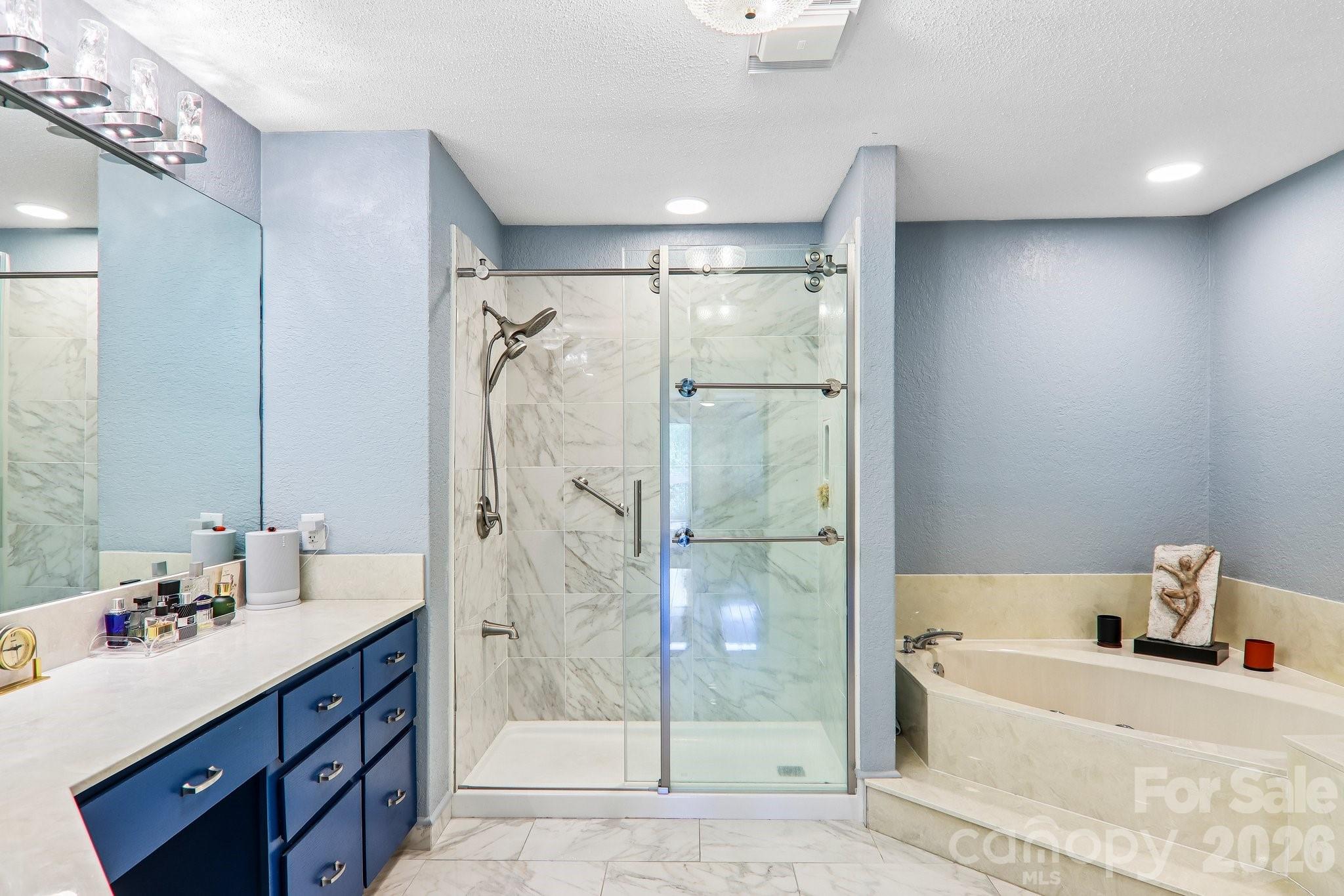 Condominium at 146 Overlook Drive, Flat Rock, photo 26 of 38