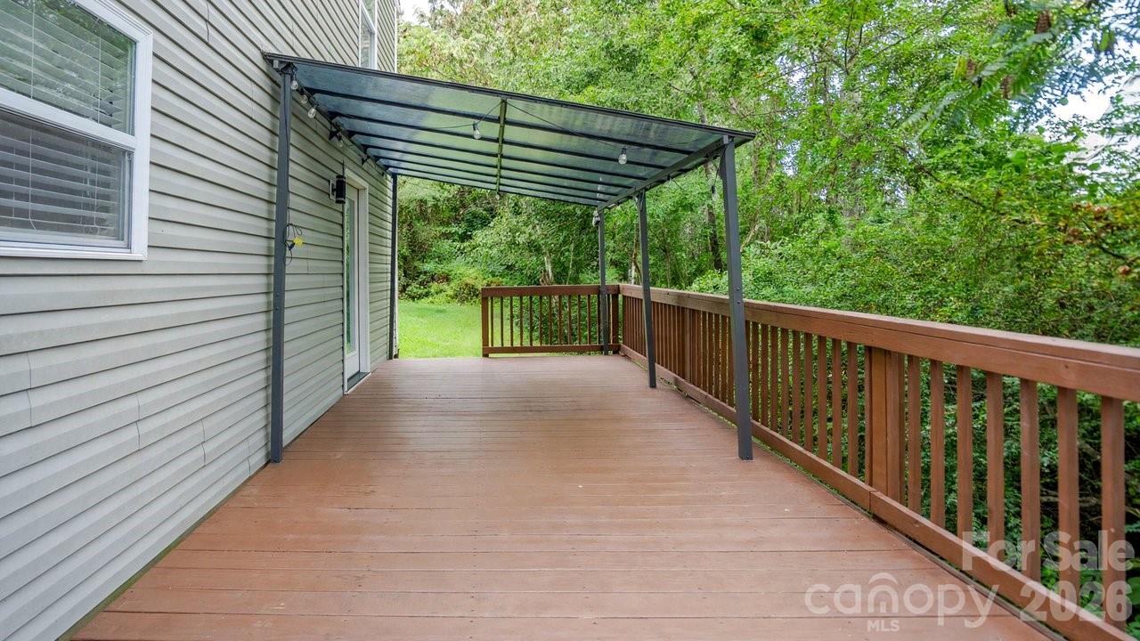 Single Family Residence at 935 Torsion Lane, Clover, photo 25 of 31