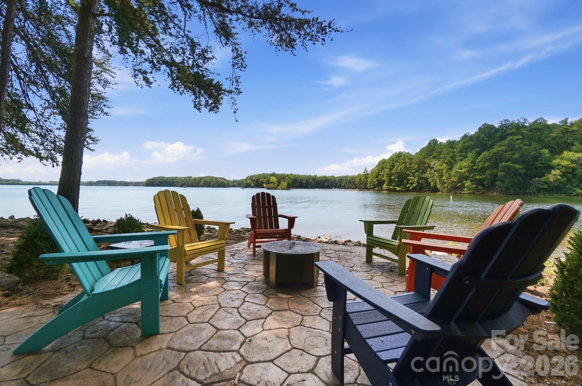 Waterfront firepit - 9265 Belle Pines Court, Sherrills Ford