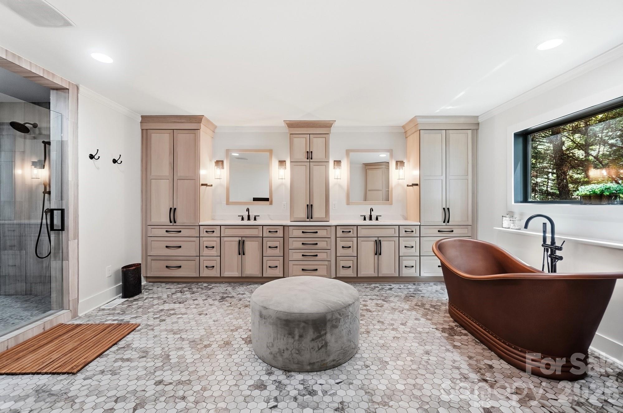 Newly renovated primary bath - 9265 Belle Pines Court, Sherrills Ford