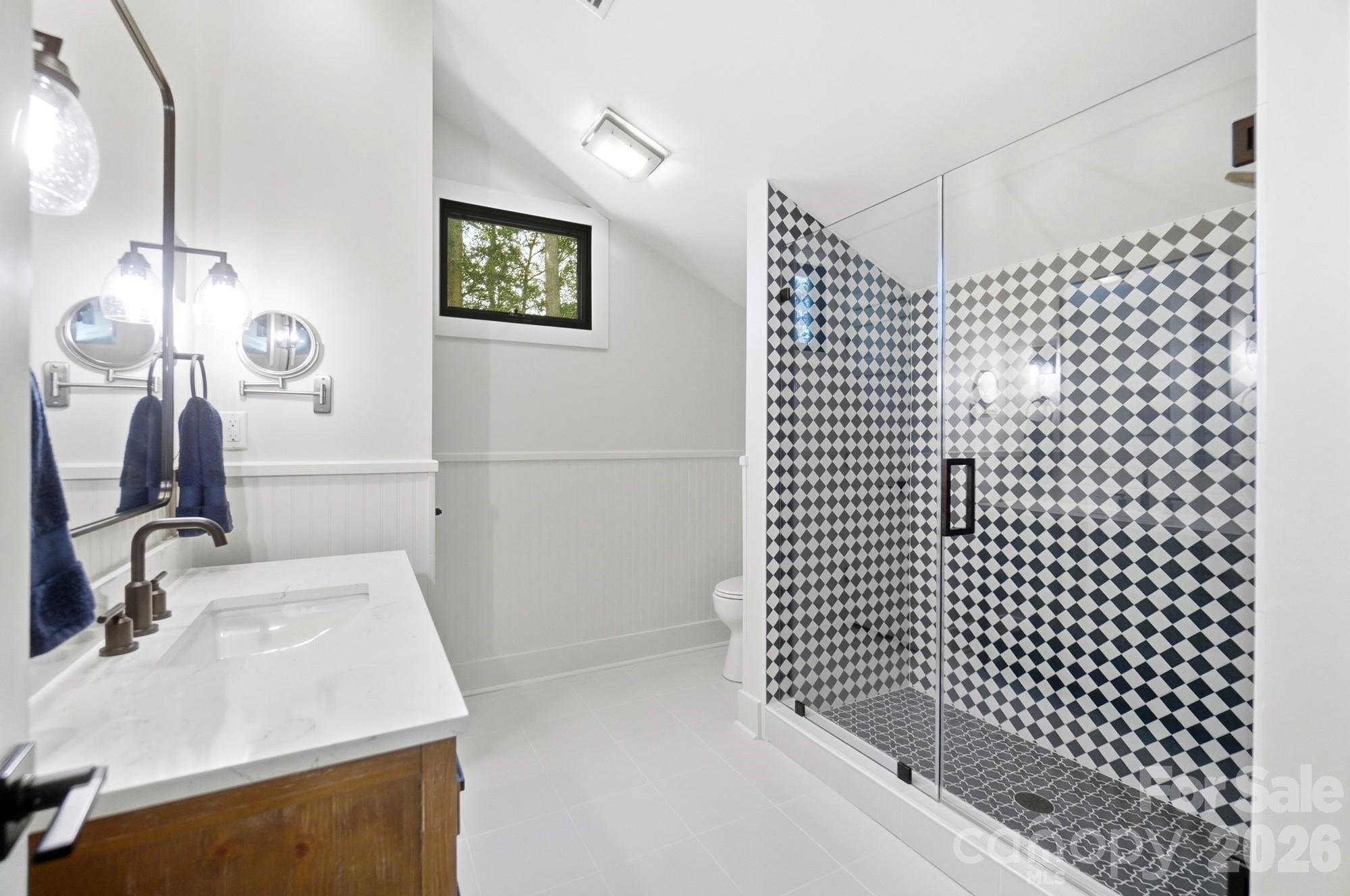 Second of two second level full baths - 9265 Belle Pines Court, Sherrills Ford
