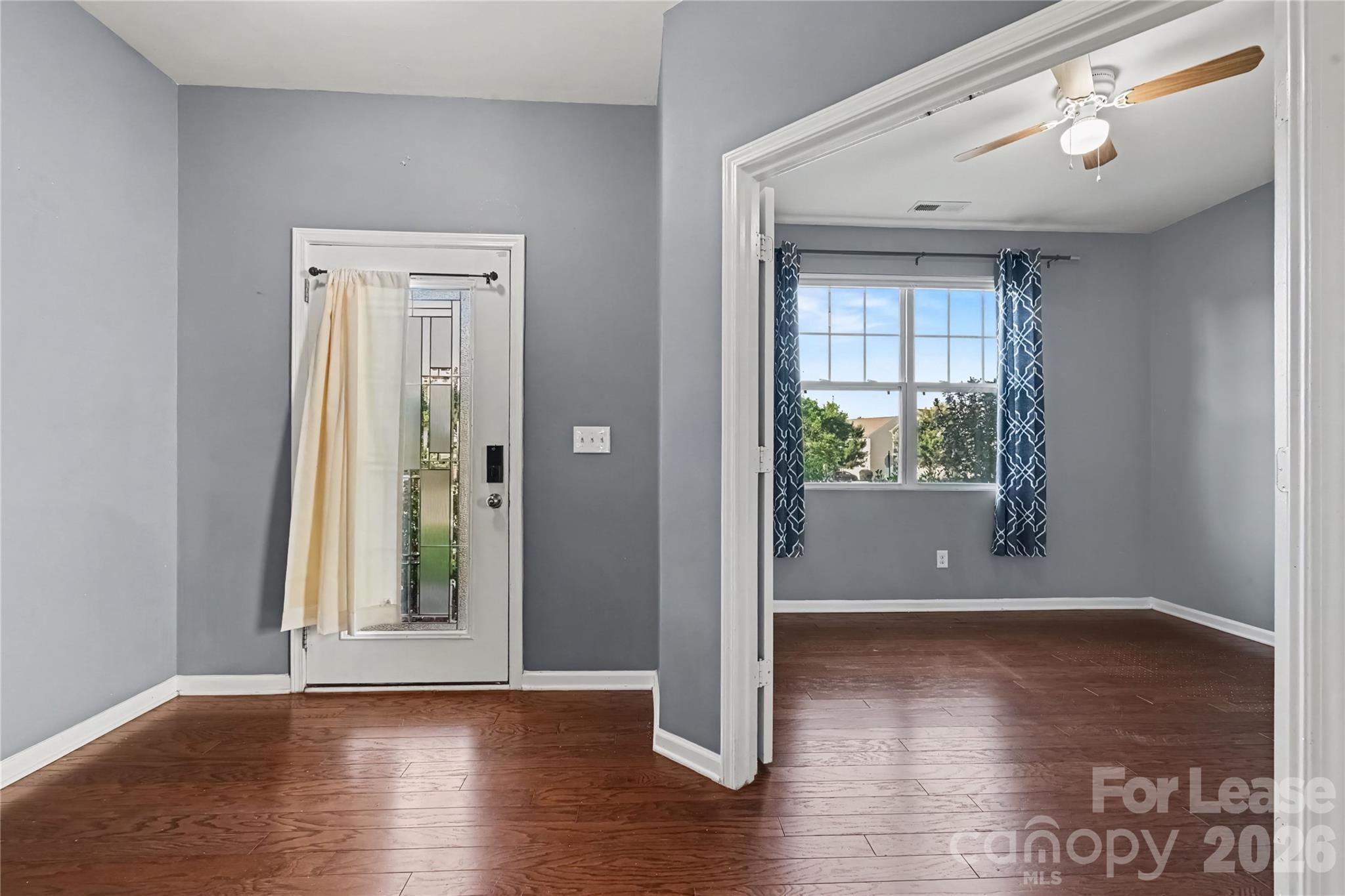 Single Family Residence at 2714 Aldergrove Road, Matthews, photo 8 of 31