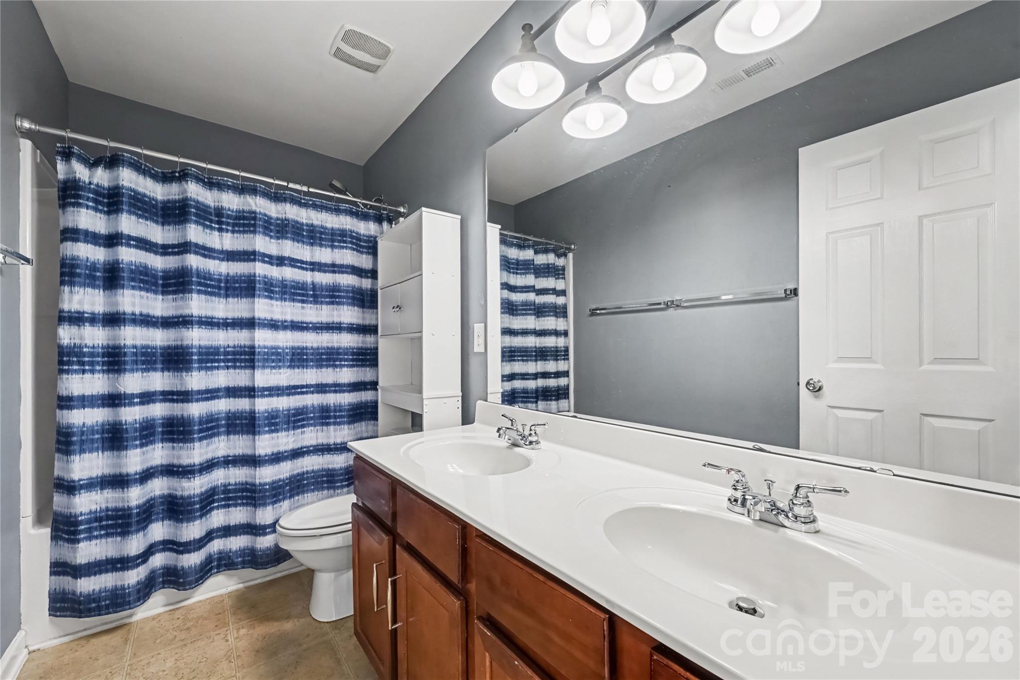 Single Family Residence at 2714 Aldergrove Road, Matthews, photo 25 of 31