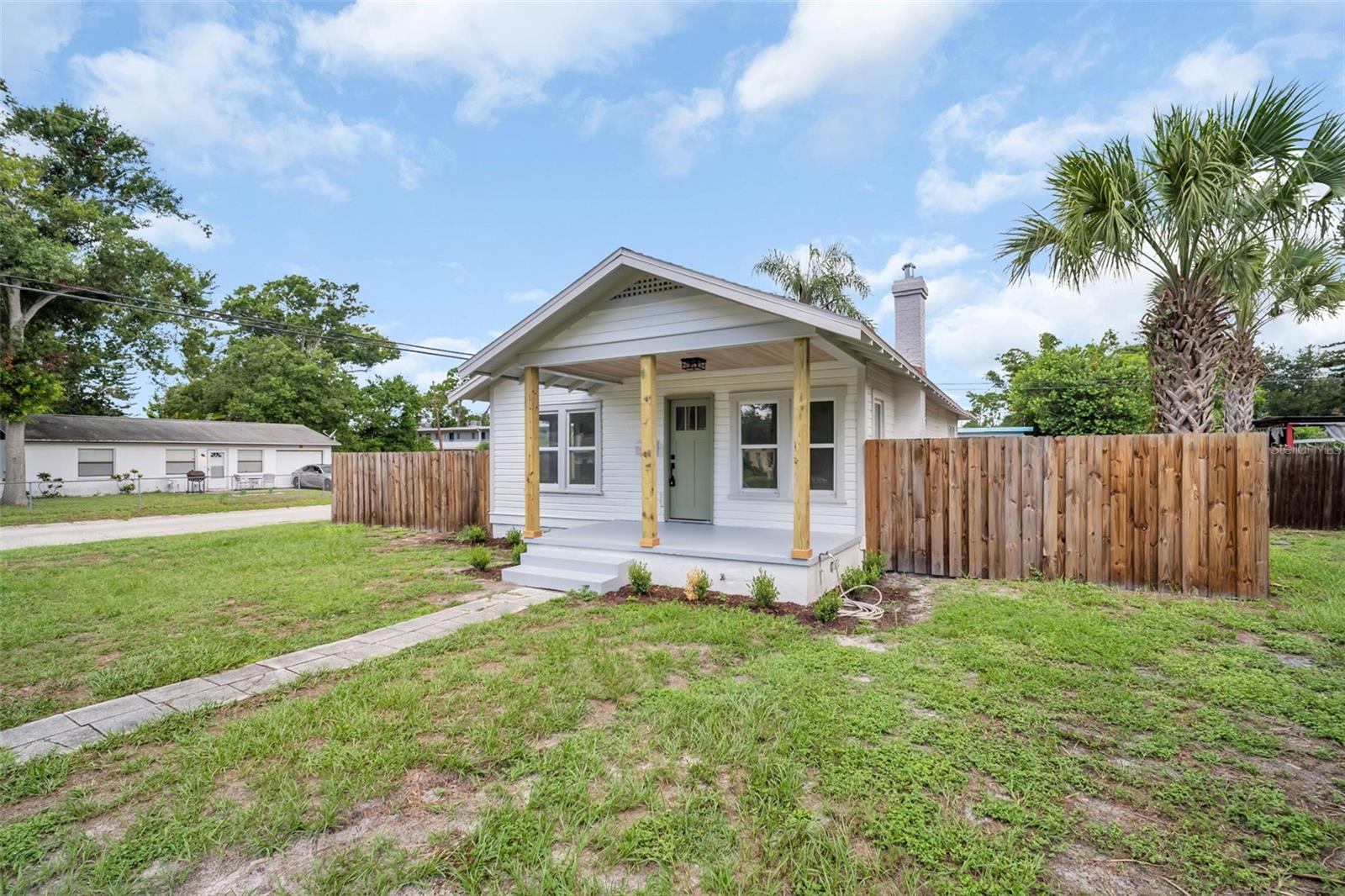 Single Family Residence at 5355 2ND AVE S, ST PETERSBURG, photo 6 of 50