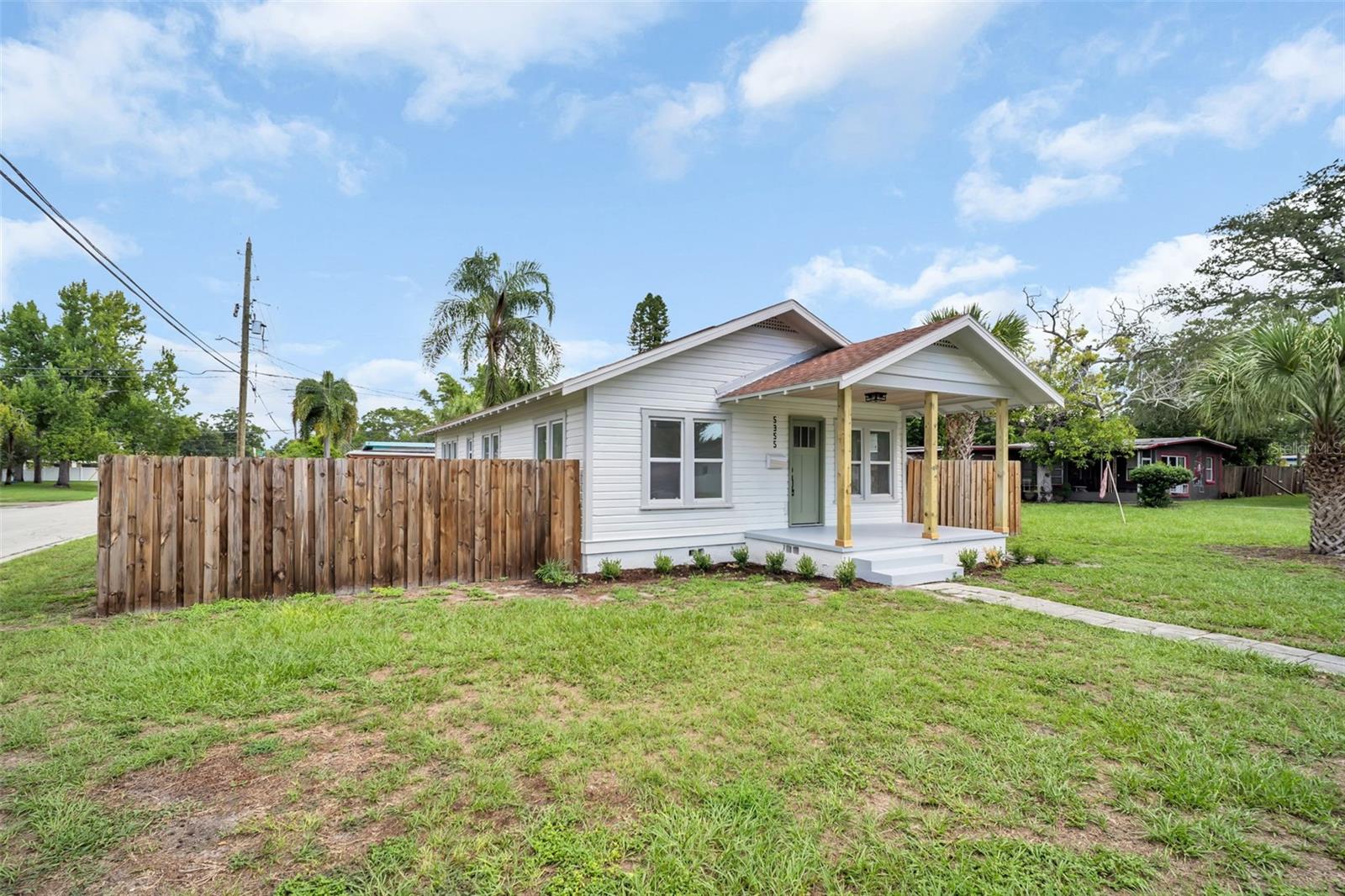 Single Family Residence at 5355 2ND AVE S, ST PETERSBURG, photo 11 of 50