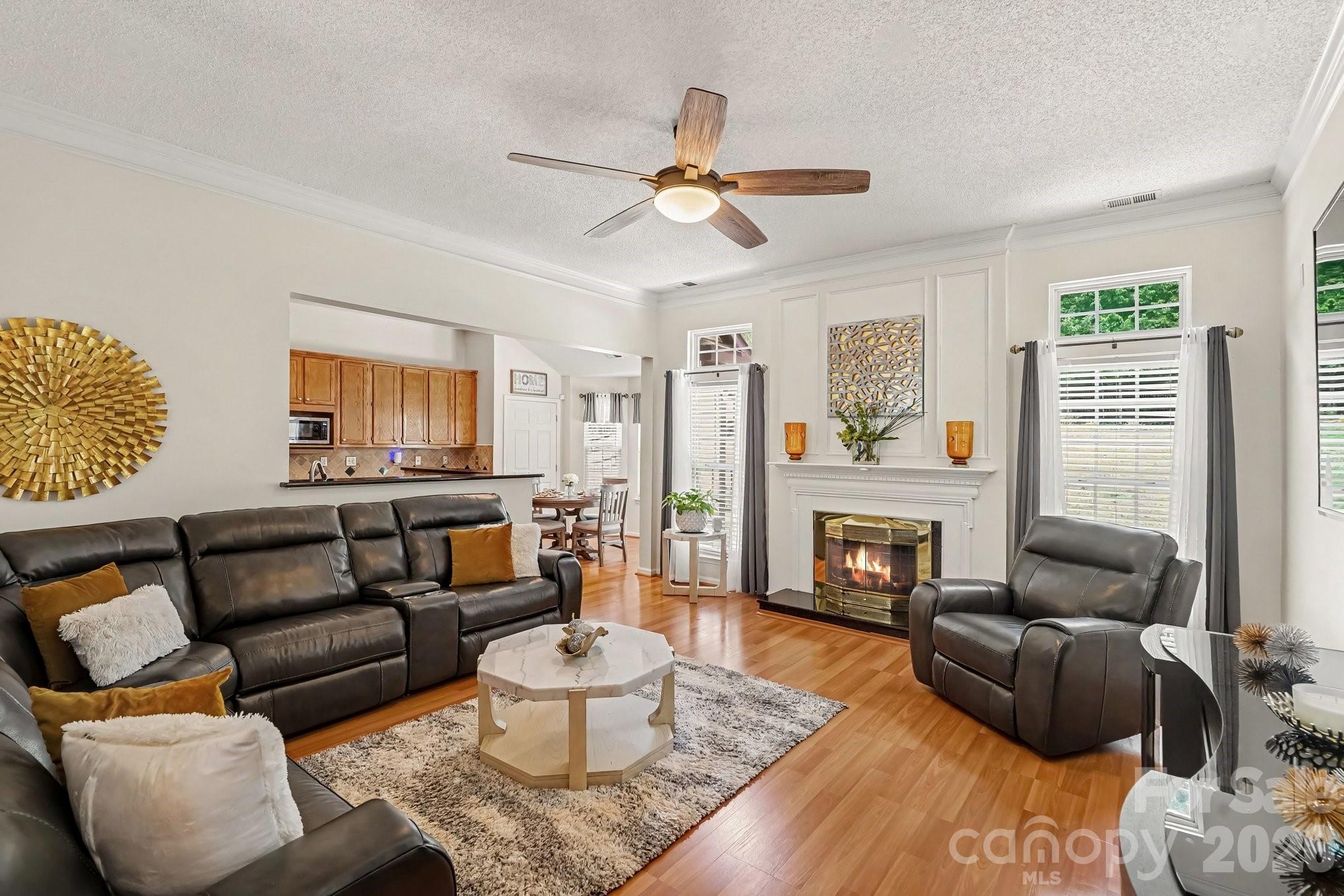 Single Family Residence at 1523 Sweetgum Lane, Matthews, photo 4 of 26