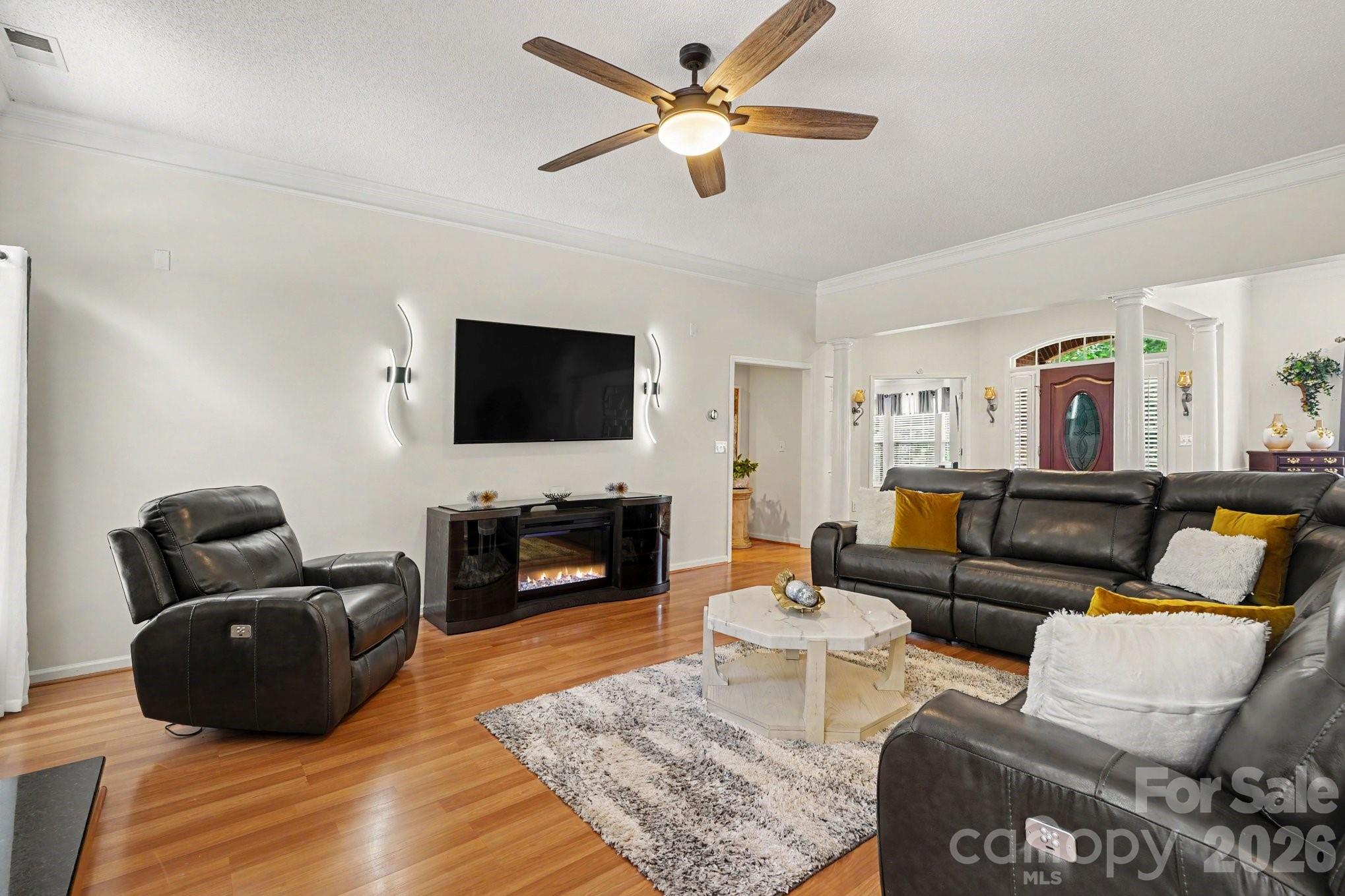 Single Family Residence at 1523 Sweetgum Lane, Matthews, photo 6 of 26