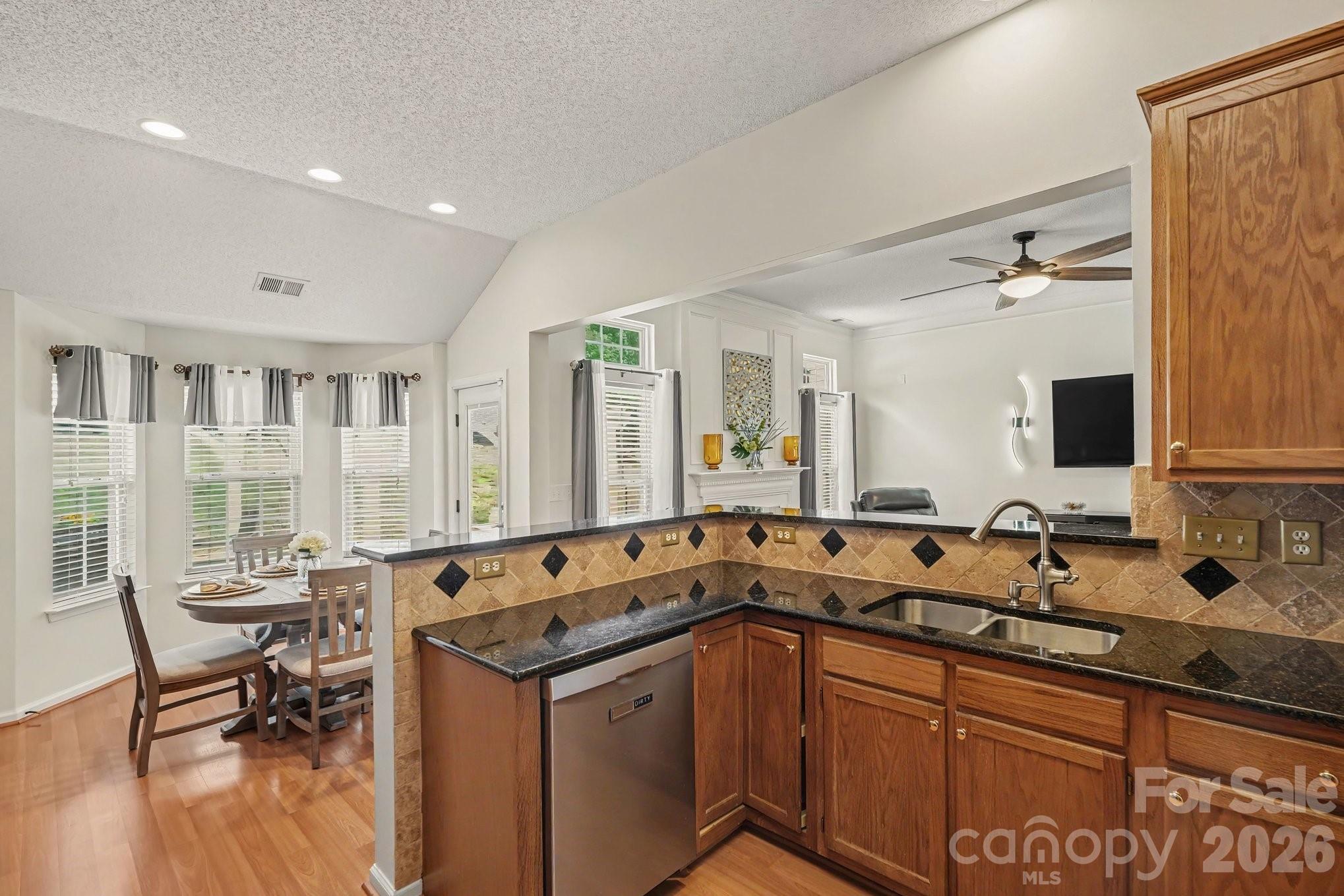 Single Family Residence at 1523 Sweetgum Lane, Matthews, photo 10 of 26