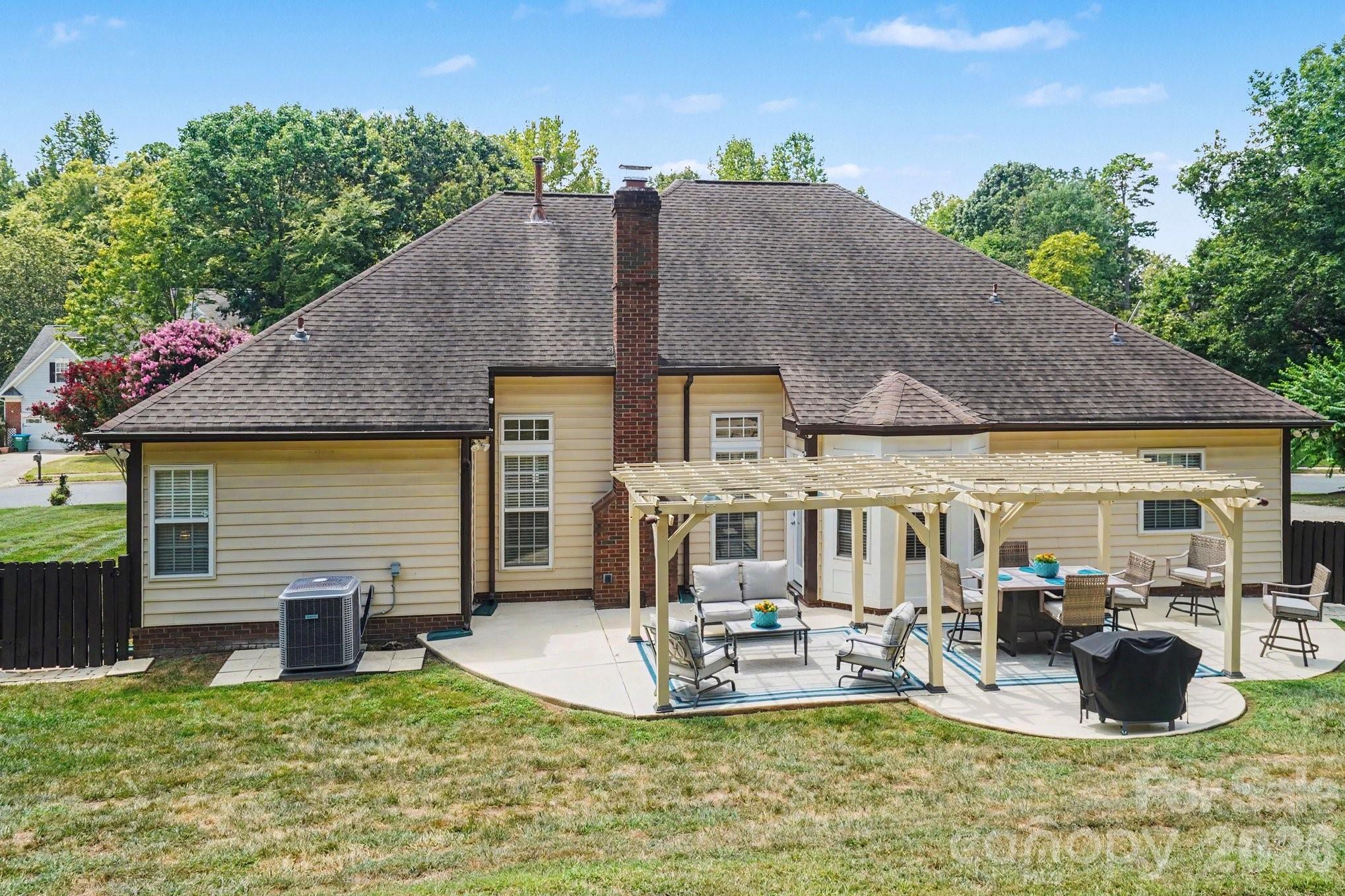 Single Family Residence at 1523 Sweetgum Lane, Matthews, photo 26 of 26