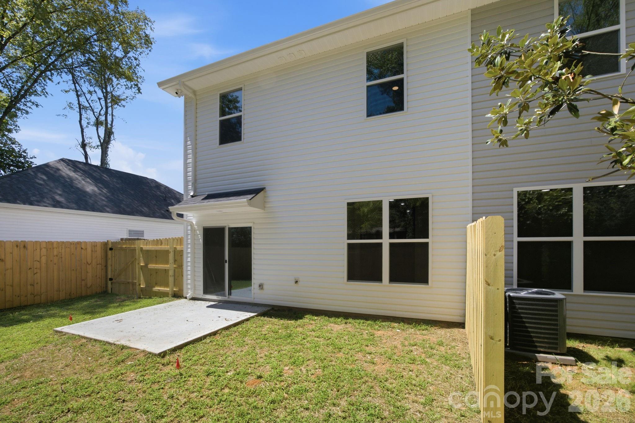 Townhouse at 325 Lincoln Street SW, Concord, photo 32 of 36