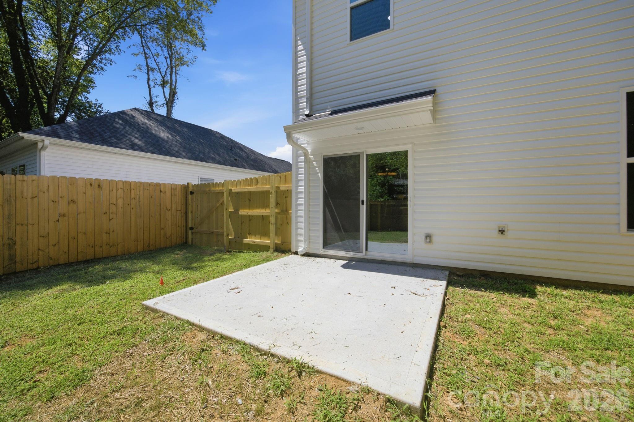 Townhouse at 325 Lincoln Street SW, Concord, photo 33 of 36