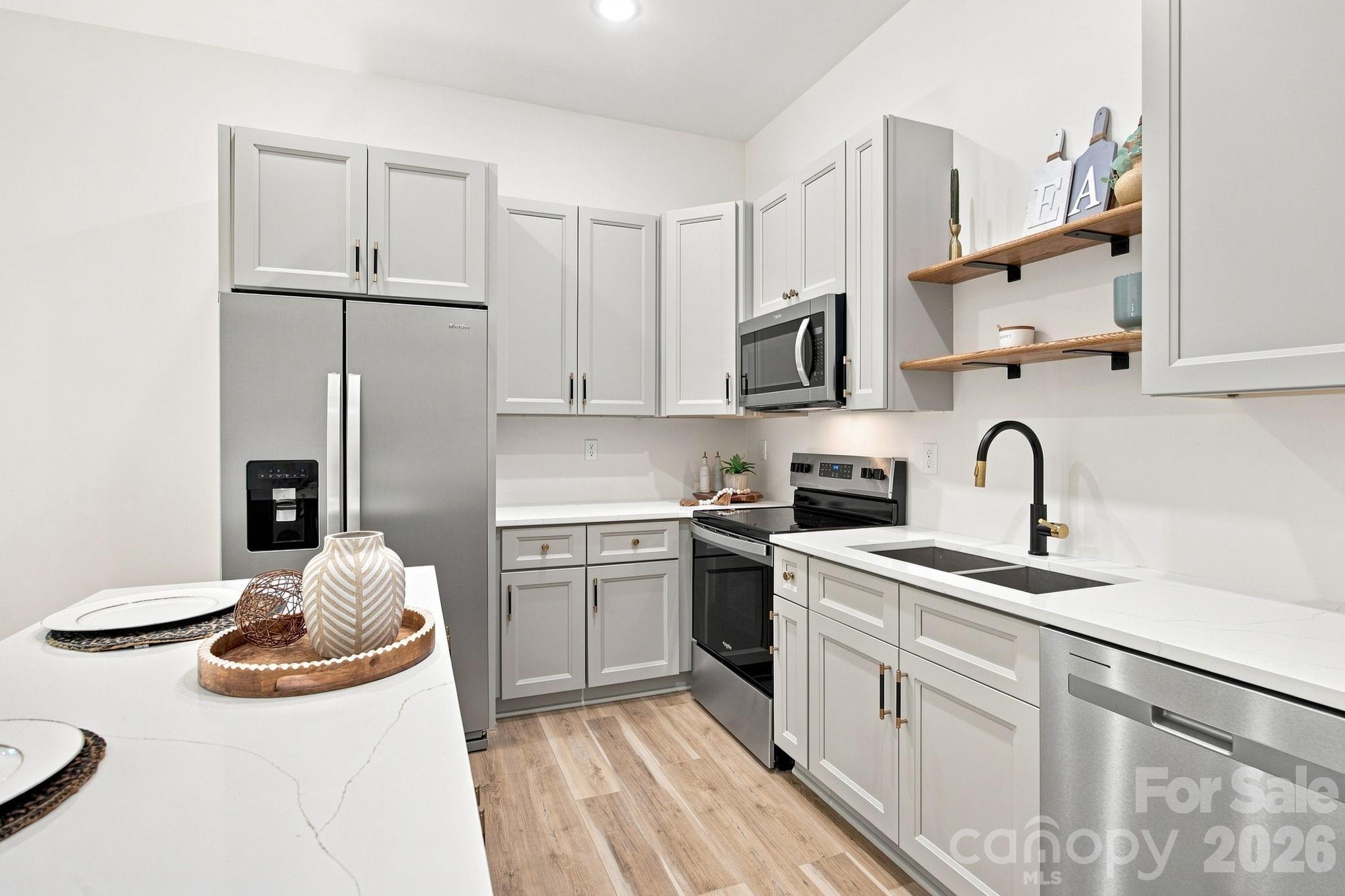 Townhouse at 325 Lincoln Street SW, Concord, photo 10 of 40