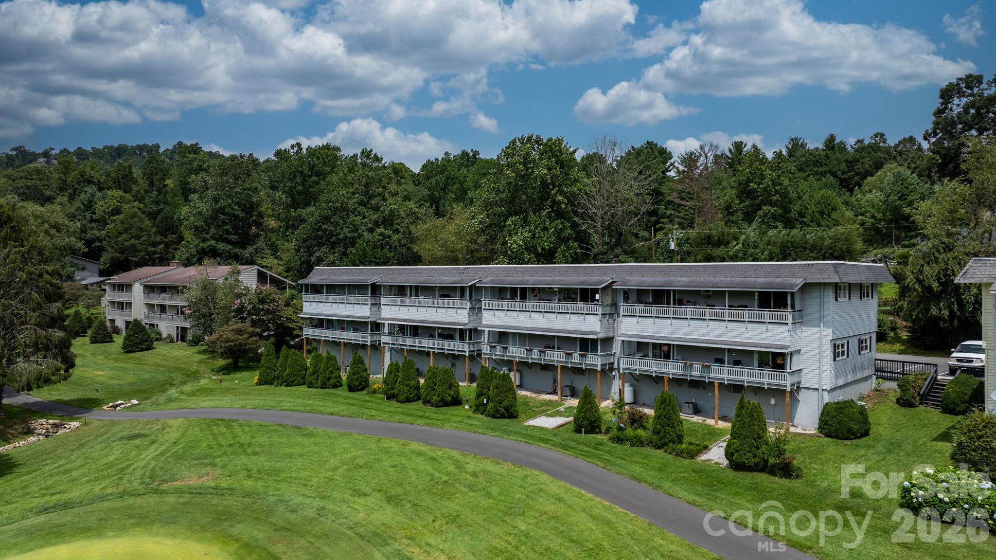 Condominium at 263 Fairway Lane, Spruce Pine, photo 20 of 38