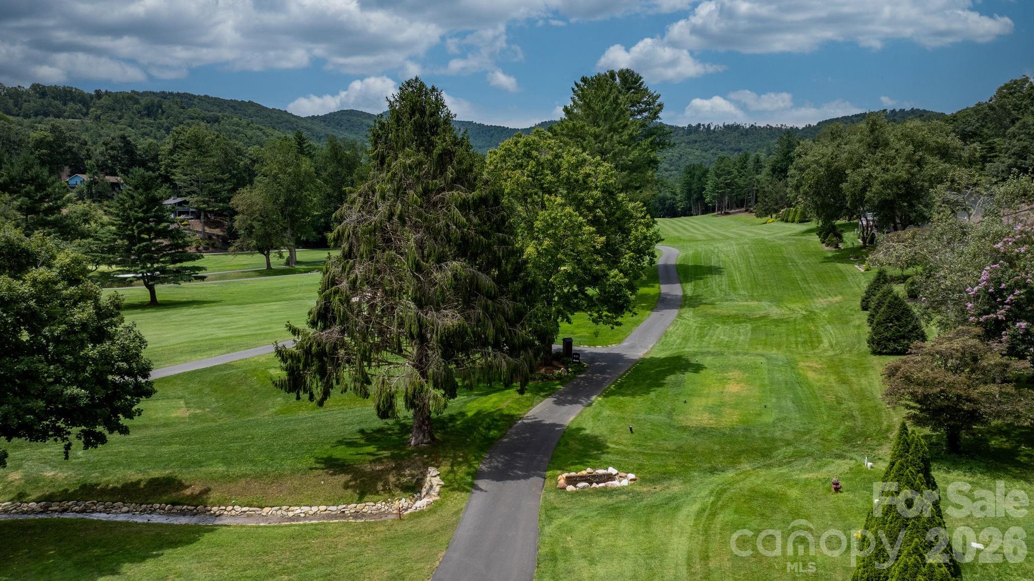 Condominium at 263 Fairway Lane, Spruce Pine, photo 25 of 38