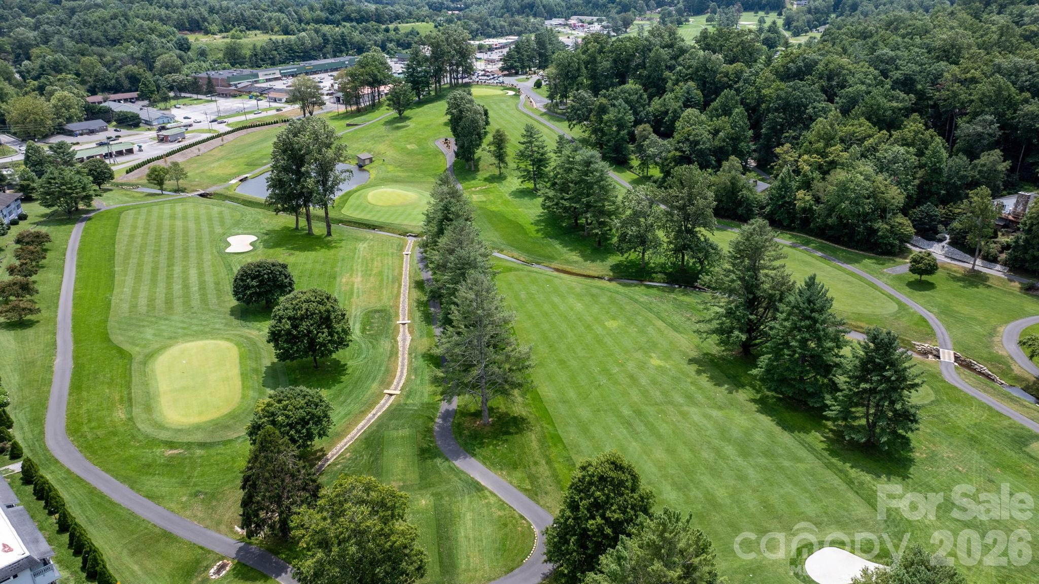 Condominium at 263 Fairway Lane, Spruce Pine, photo 29 of 38