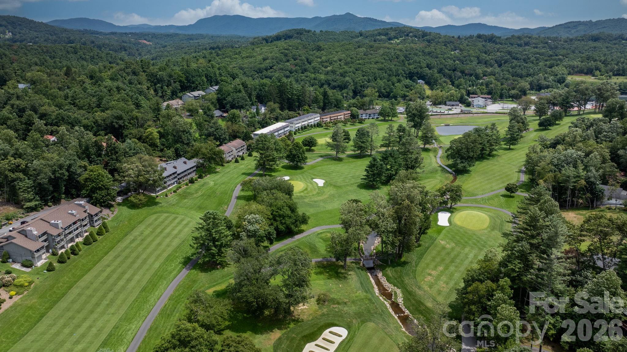 Condominium at 263 Fairway Lane, Spruce Pine, photo 32 of 38