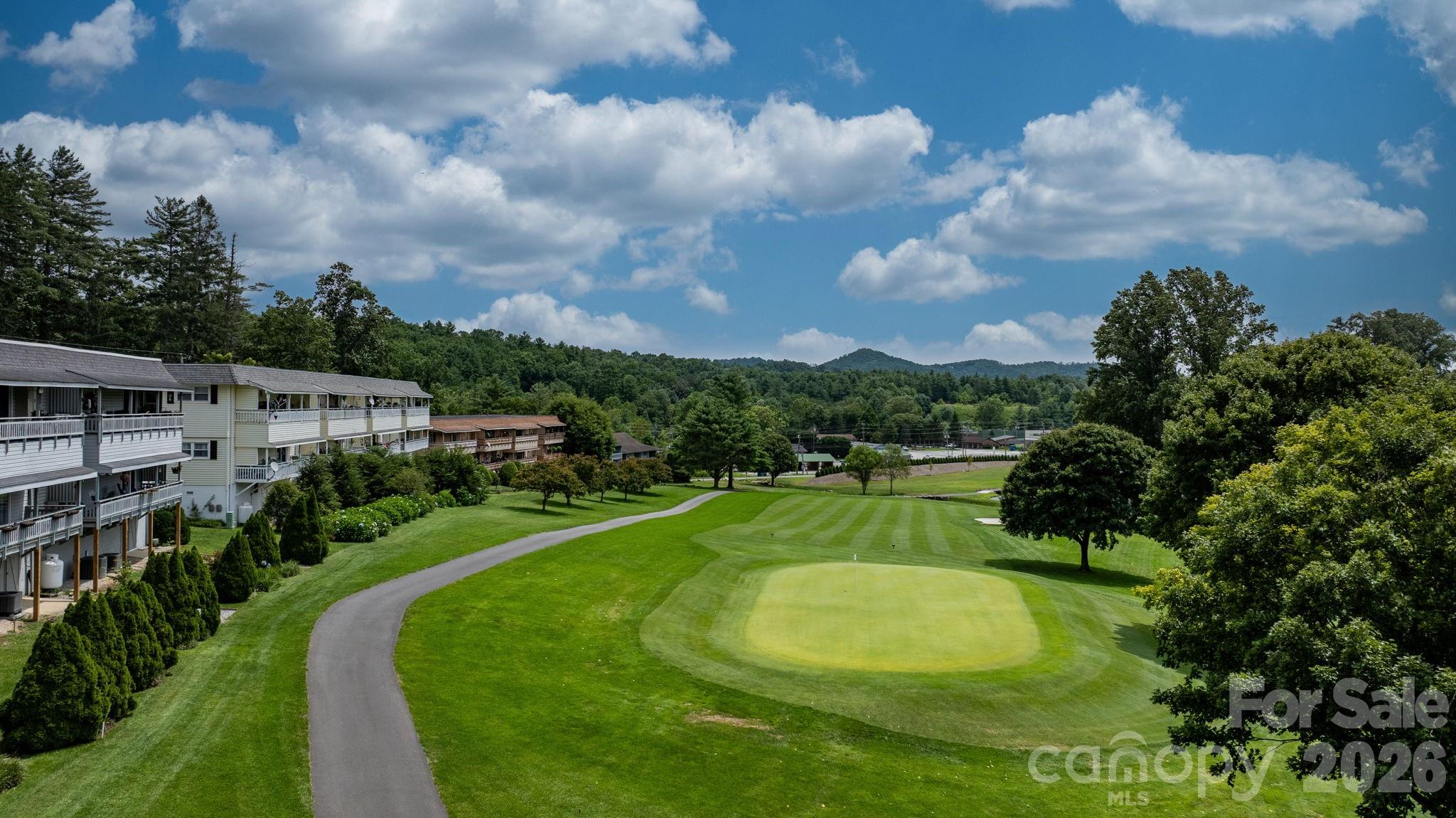 Condominium at 263 Fairway Lane, Spruce Pine, photo 33 of 38